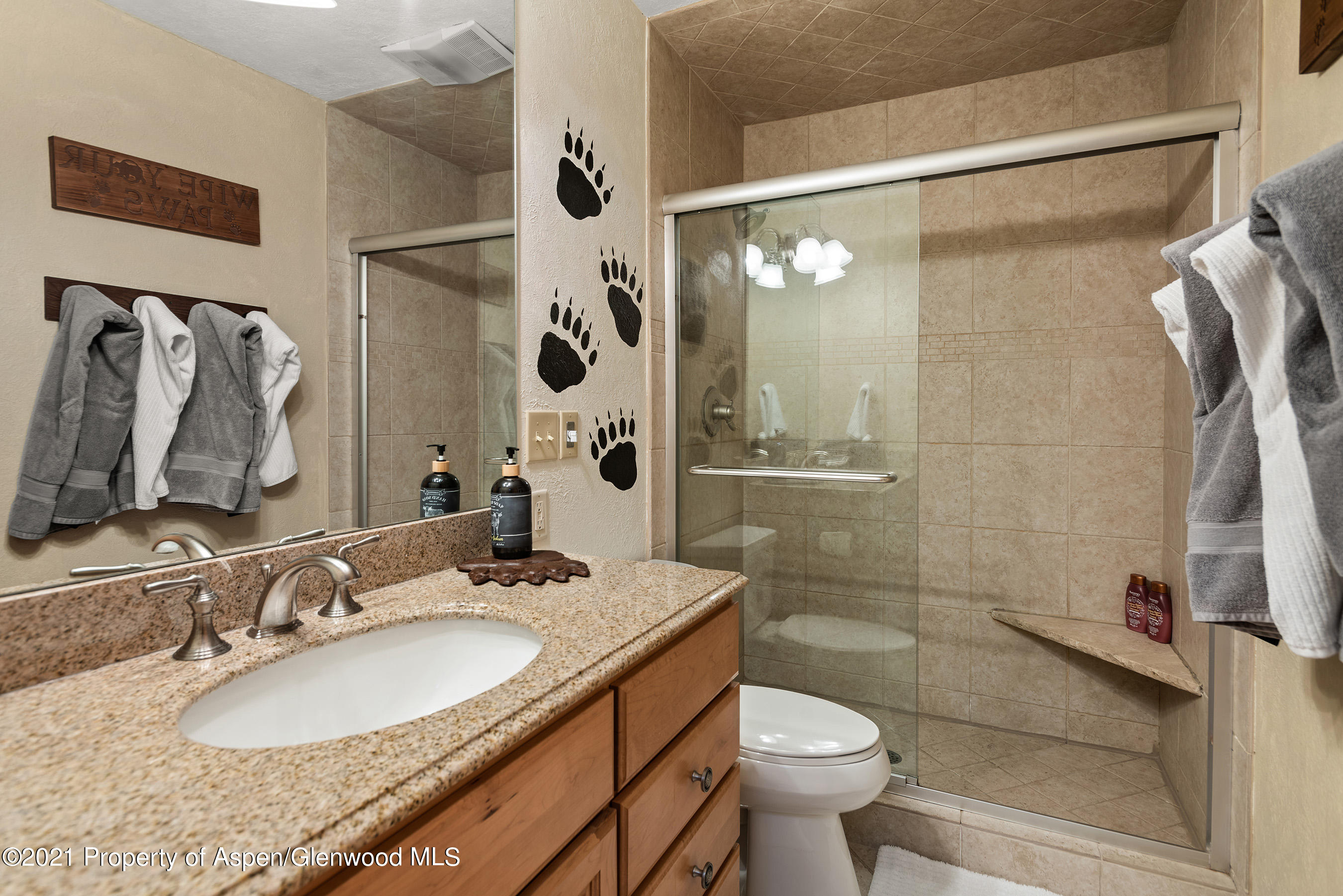 135 Carriage Way 10 Property Photo 4