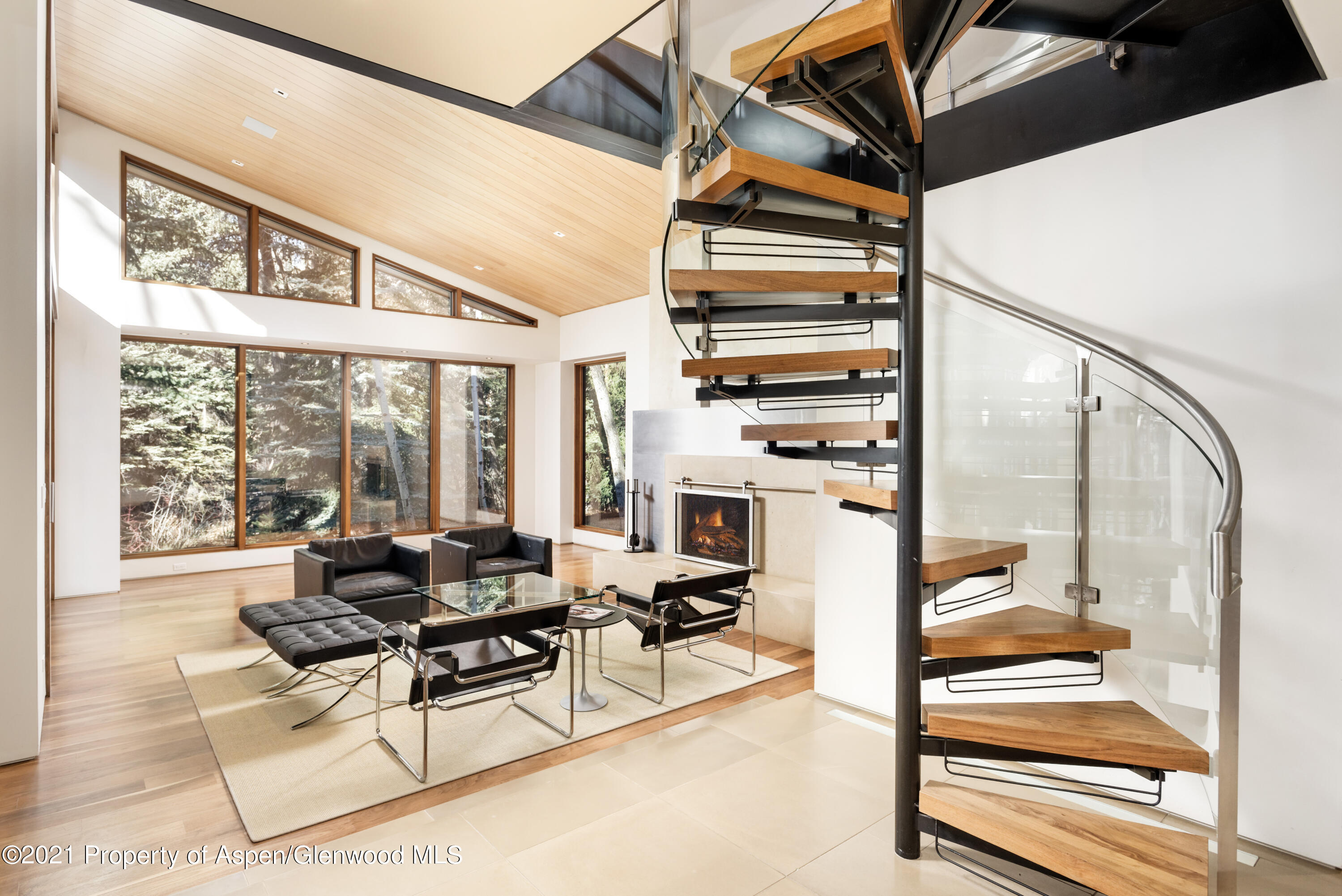 575 Sneaky Lane Property Photo 13