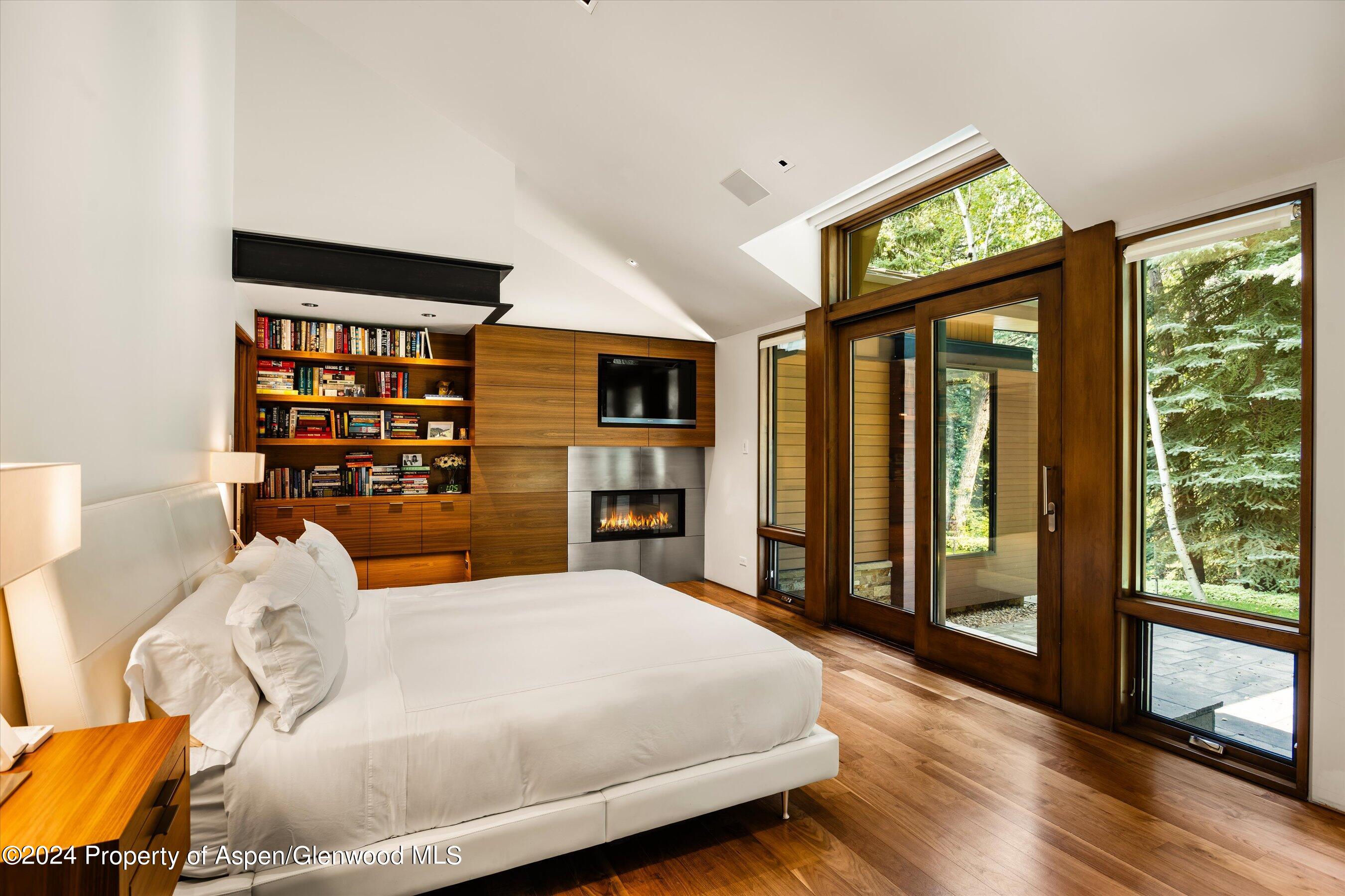 575 Sneaky Lane Property Photo 28