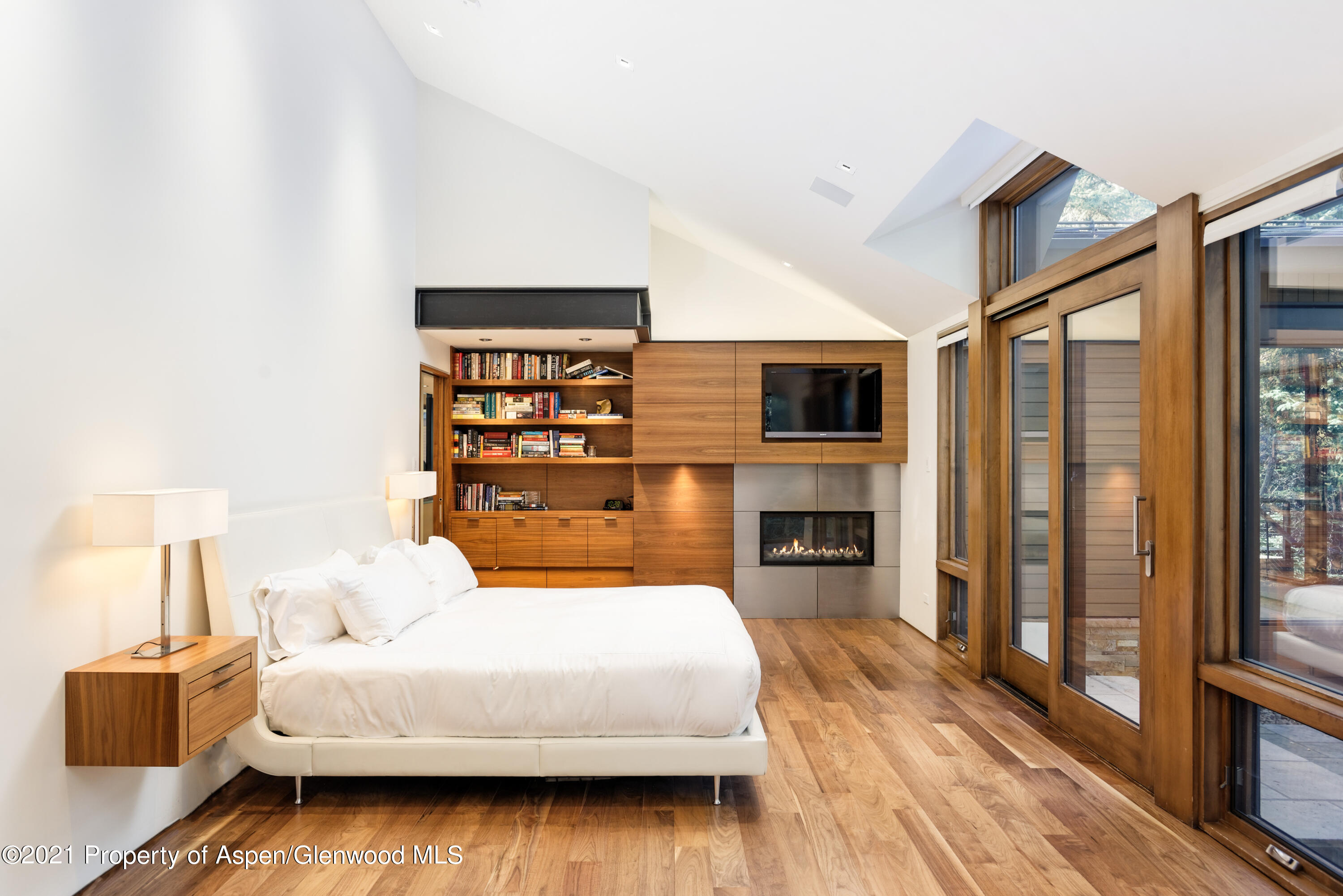 575 Sneaky Lane Property Photo 29