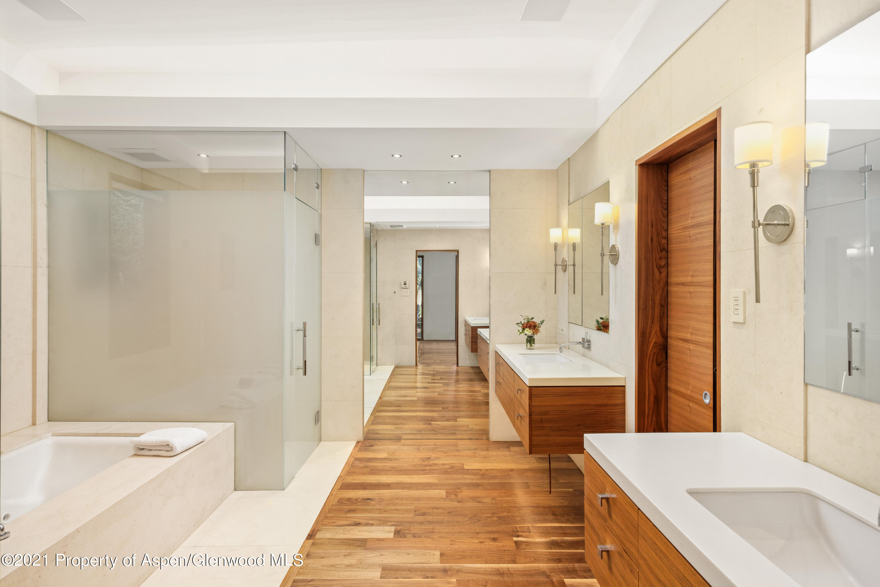 575 Sneaky Lane Property Photo 34