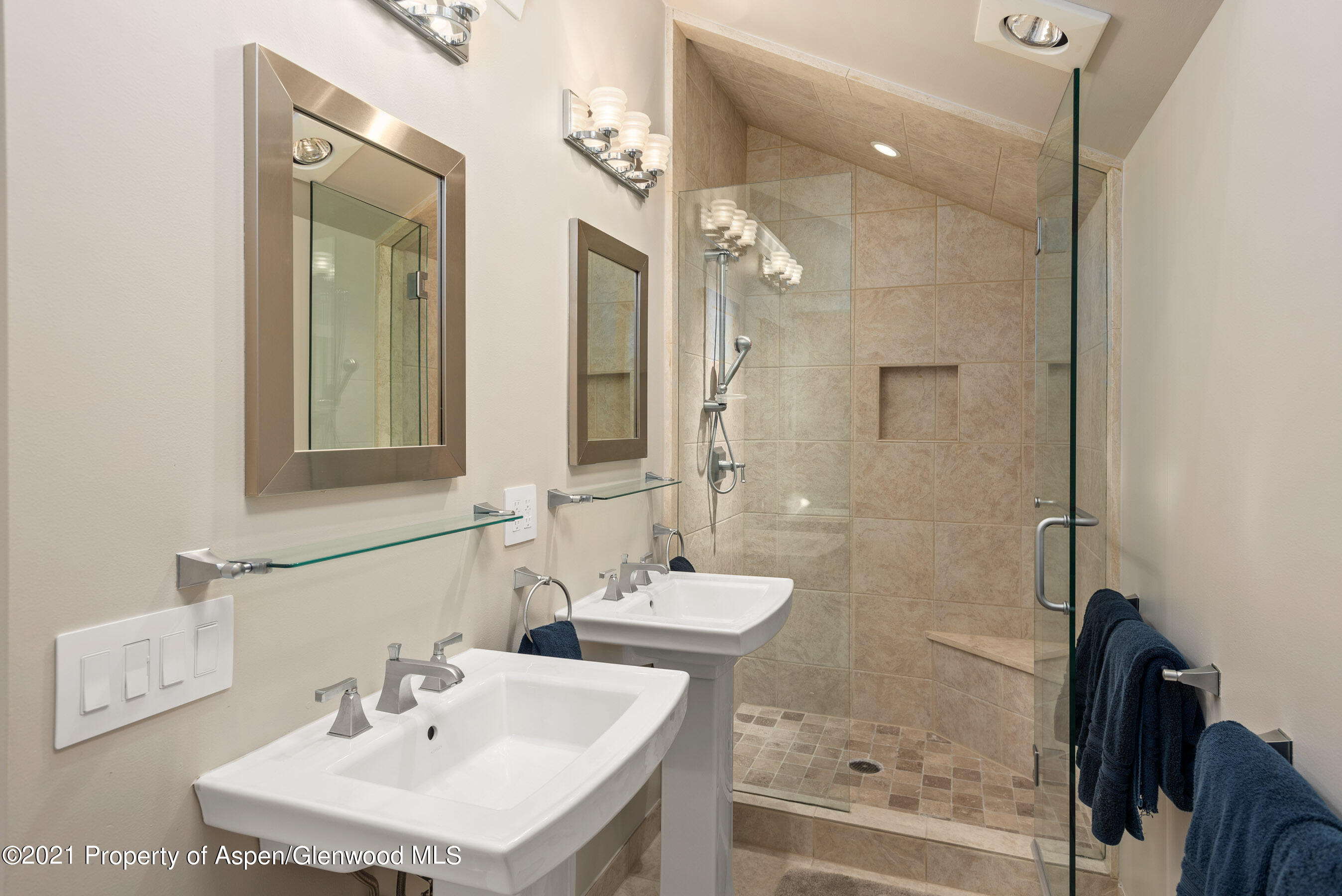 810 Ridge Road #2 Property Photo 16