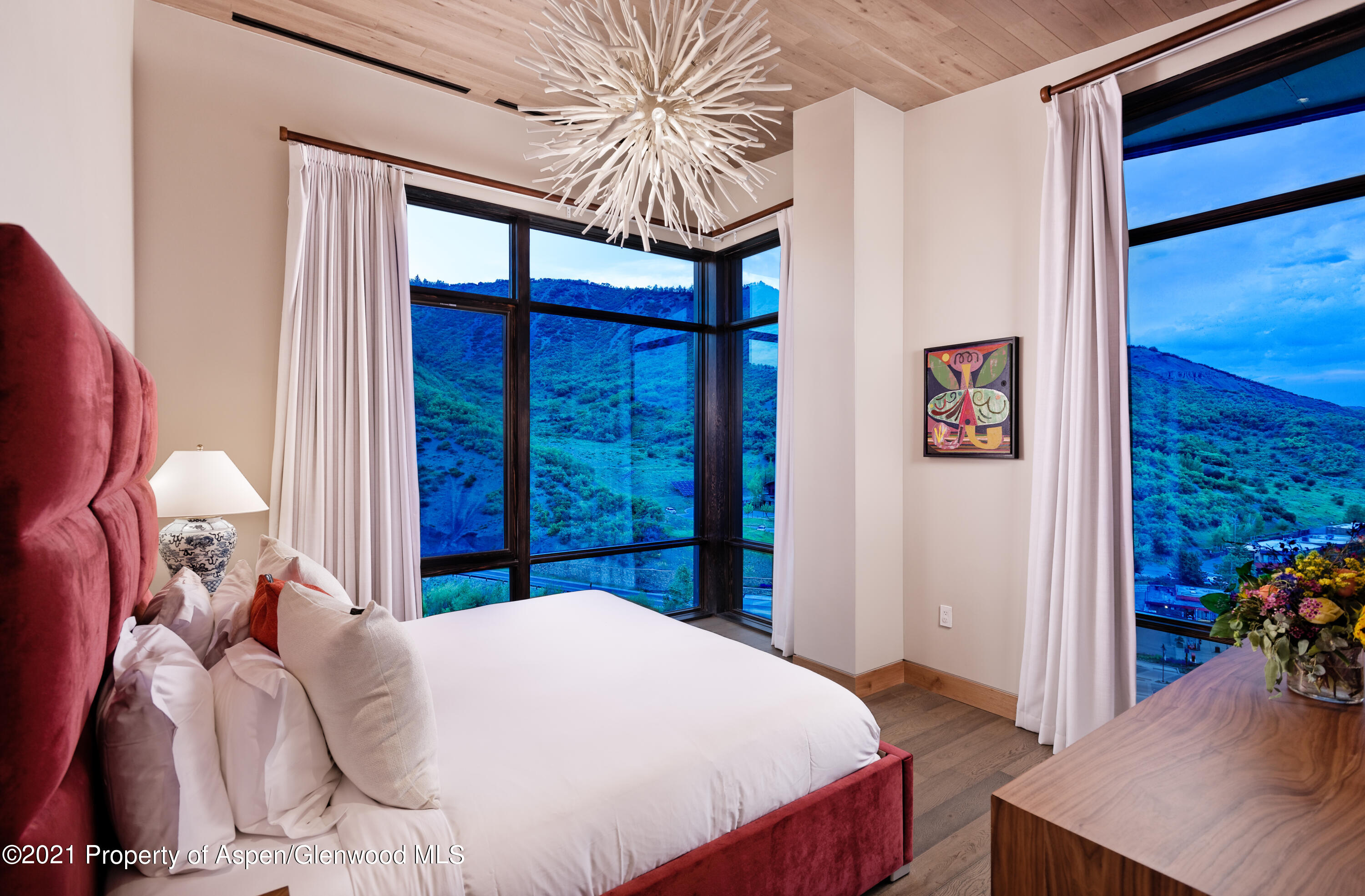 77 Wood Road, 801e Property Photo 8