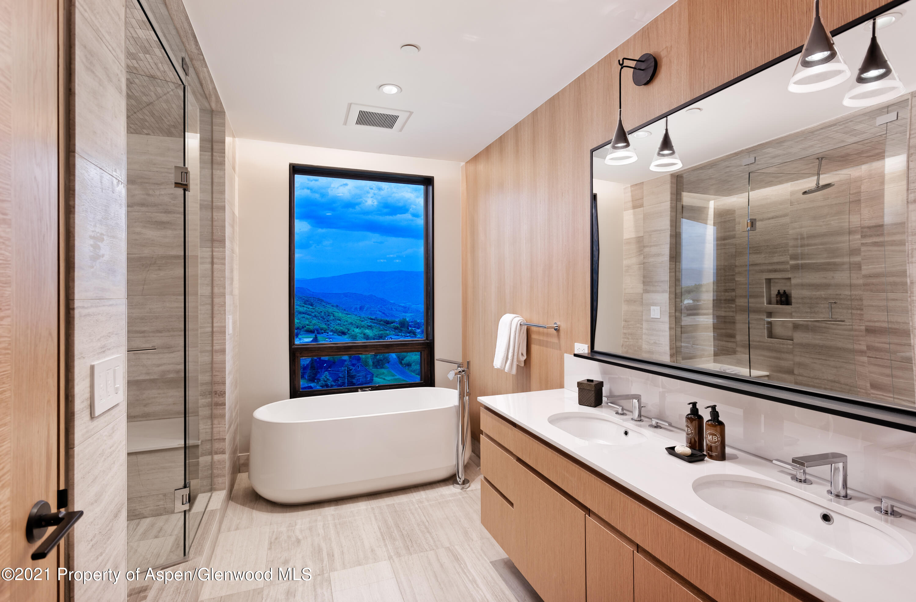 77 Wood Road, 801e Property Photo 10