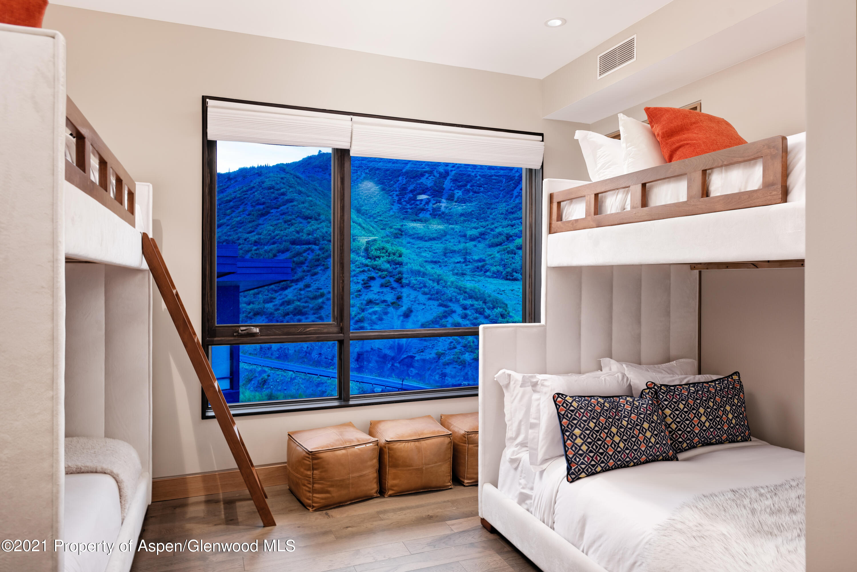 77 Wood Road, 801e Property Photo 11