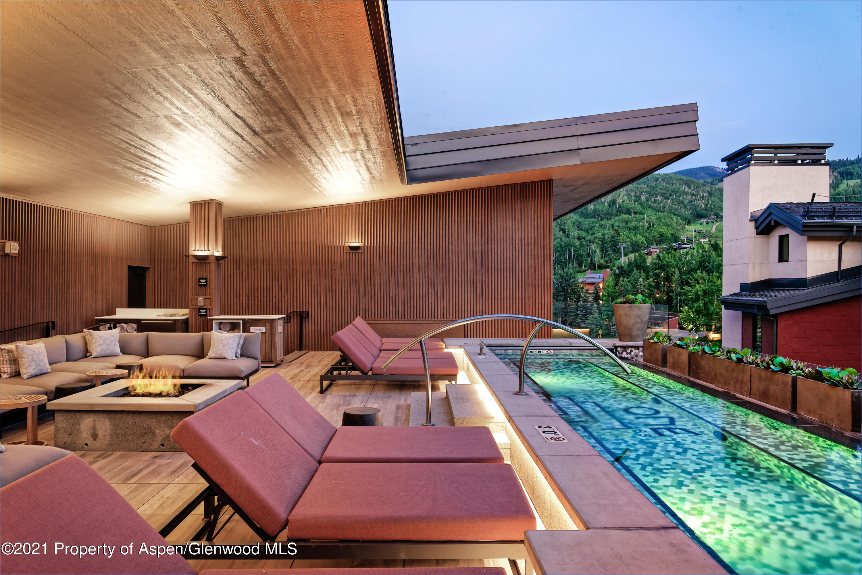 77 Wood Road, 801e Property Photo 25