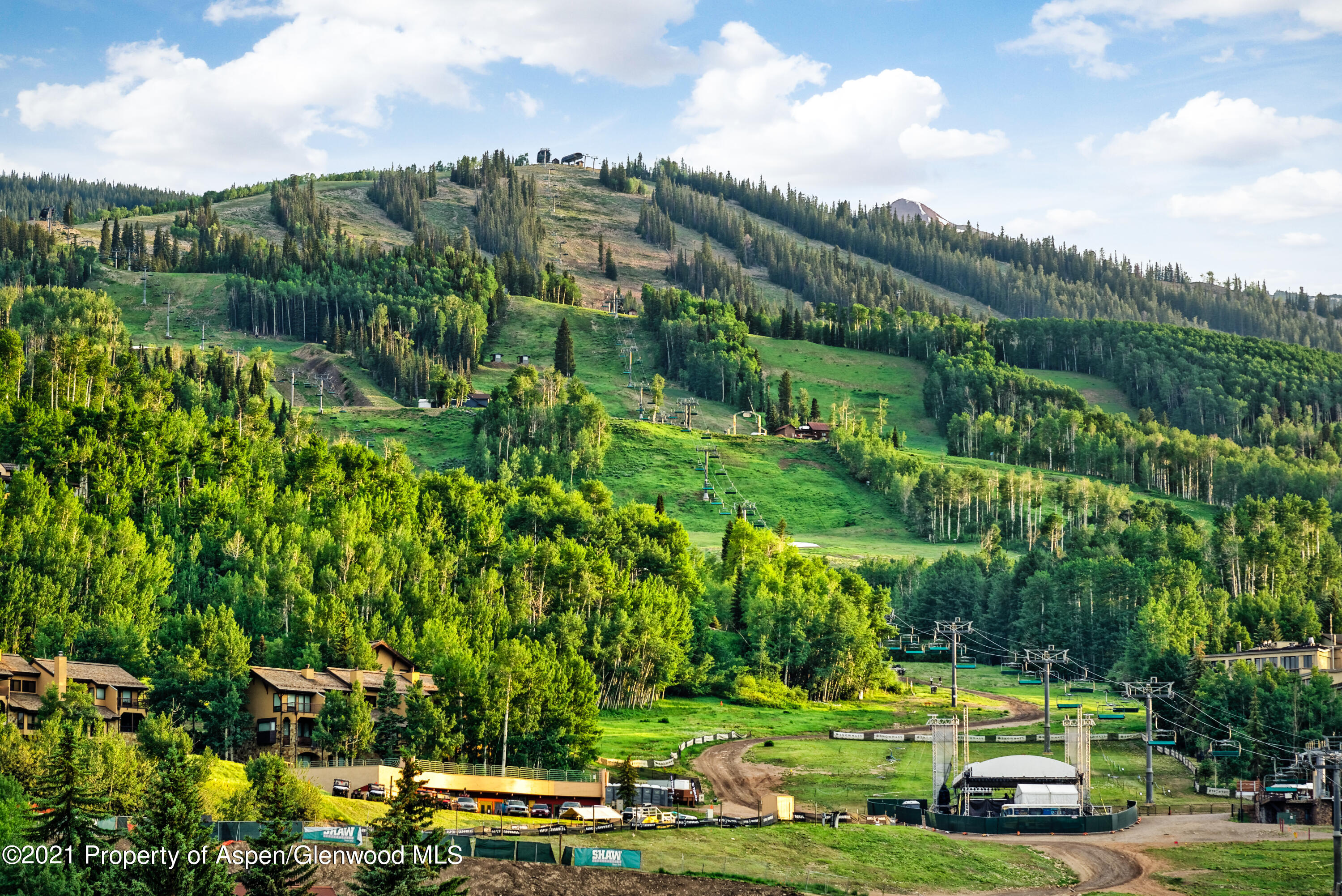 77 Wood Road, 801e Property Photo 28