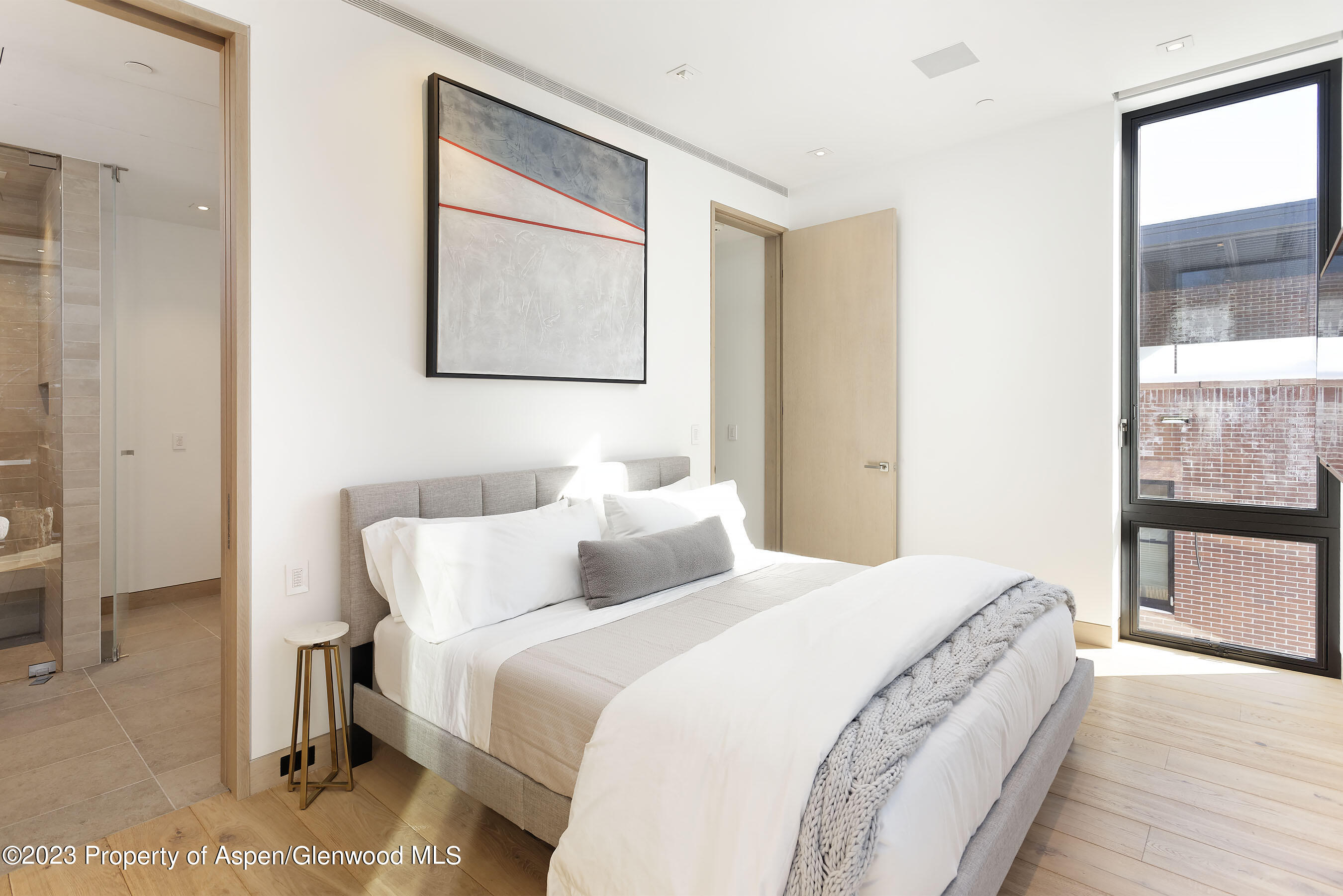 324 E Bleeker Street Property Photo 10