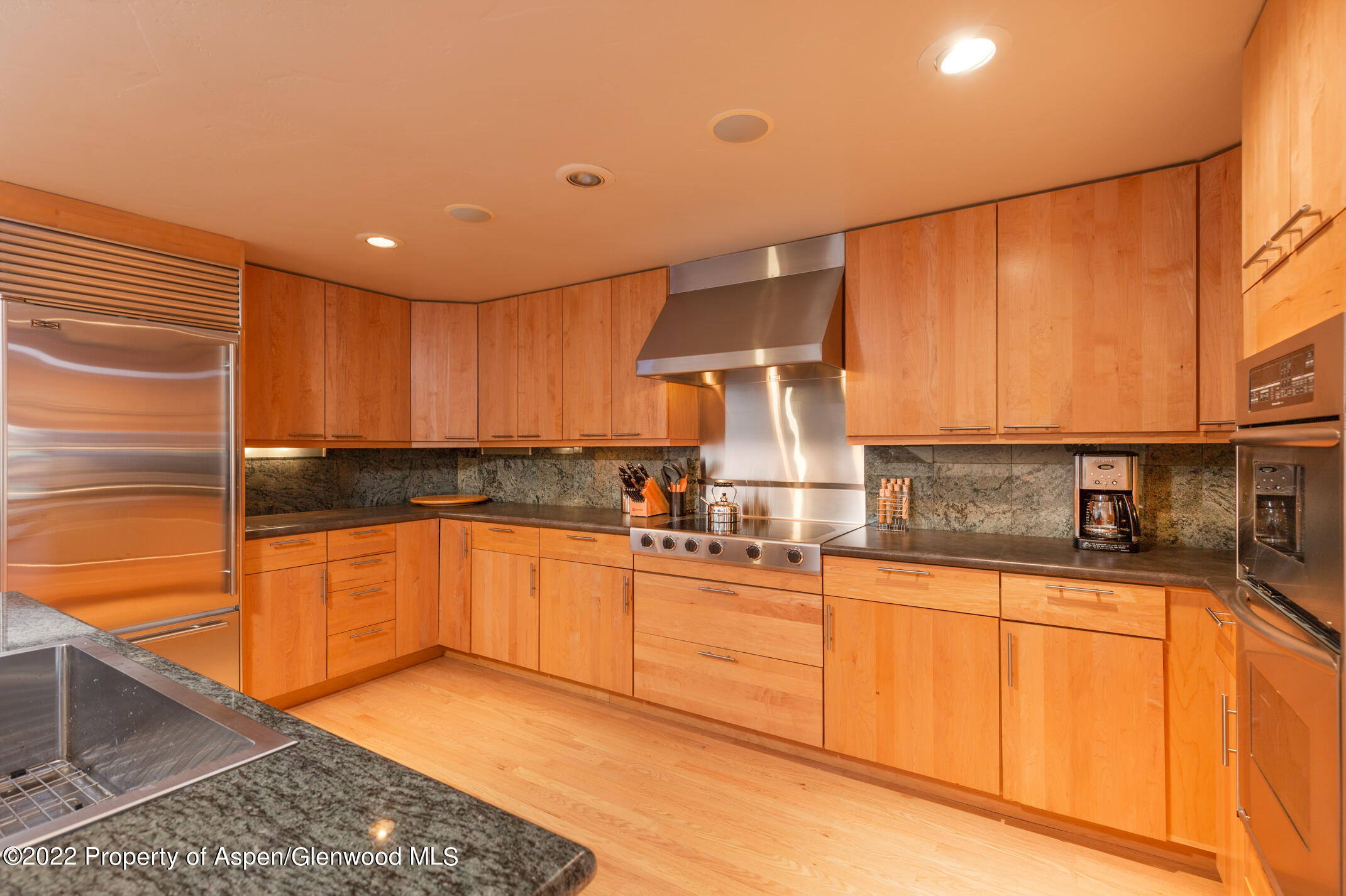 1015 E Hyman Avenue #2 Property Photo 4