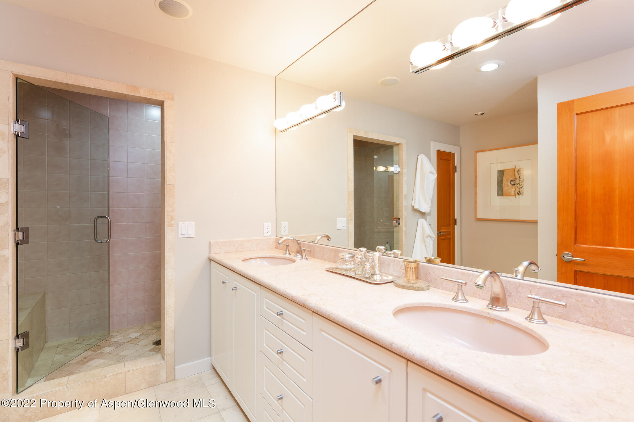 1015 E Hyman Avenue #2 Property Photo 9