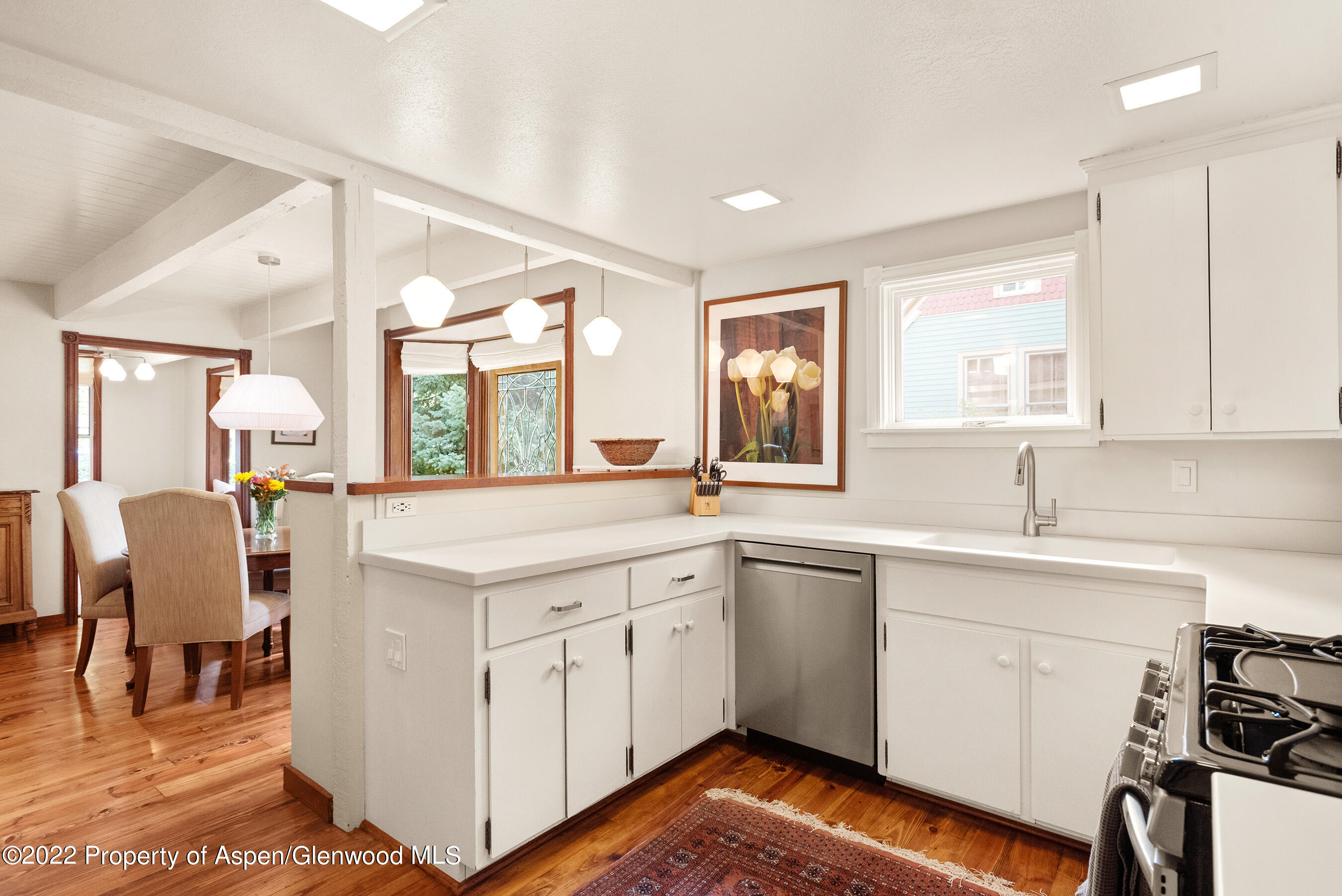 123 E Hallam Street Property Photo 7
