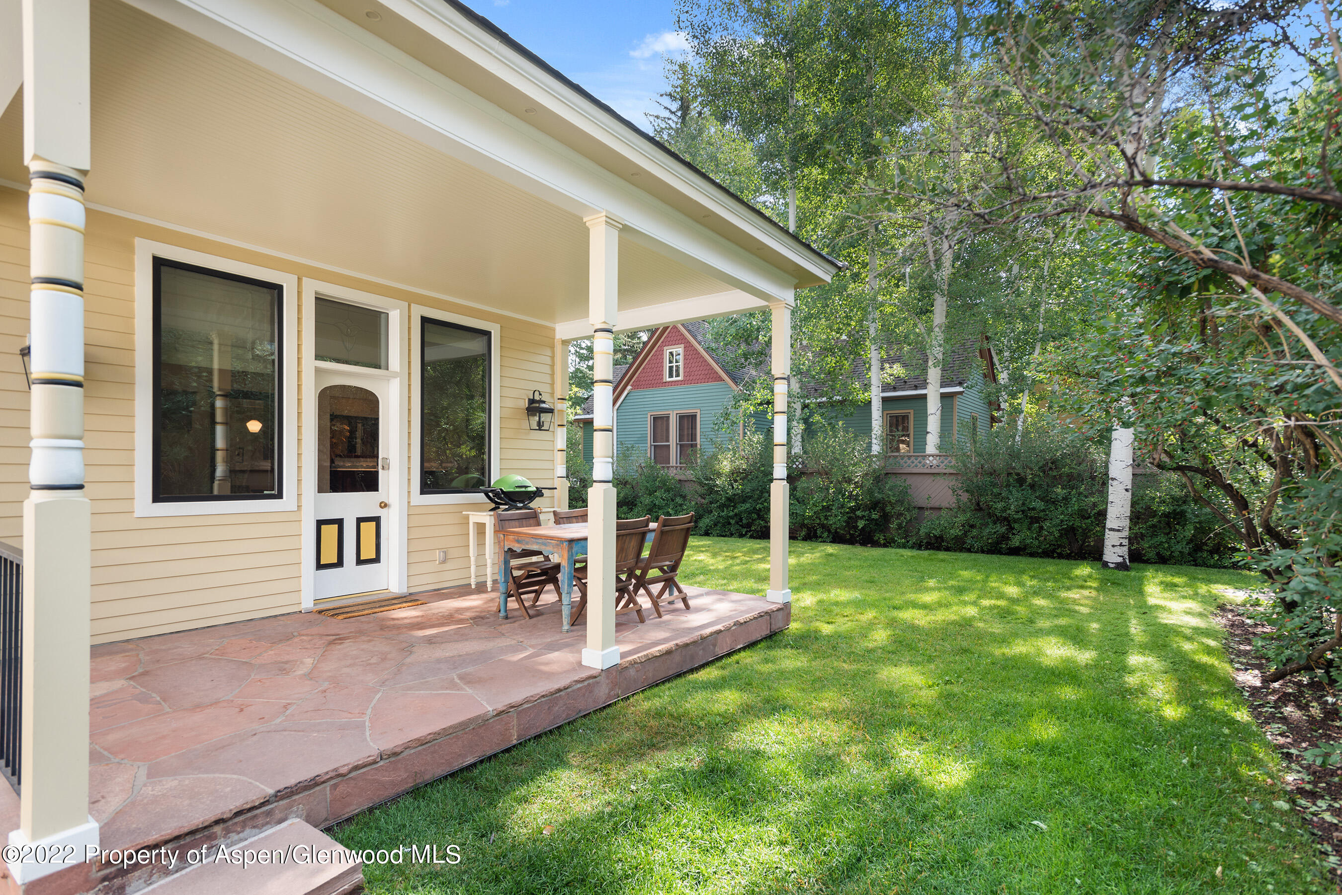 123 E Hallam Street Property Photo 17