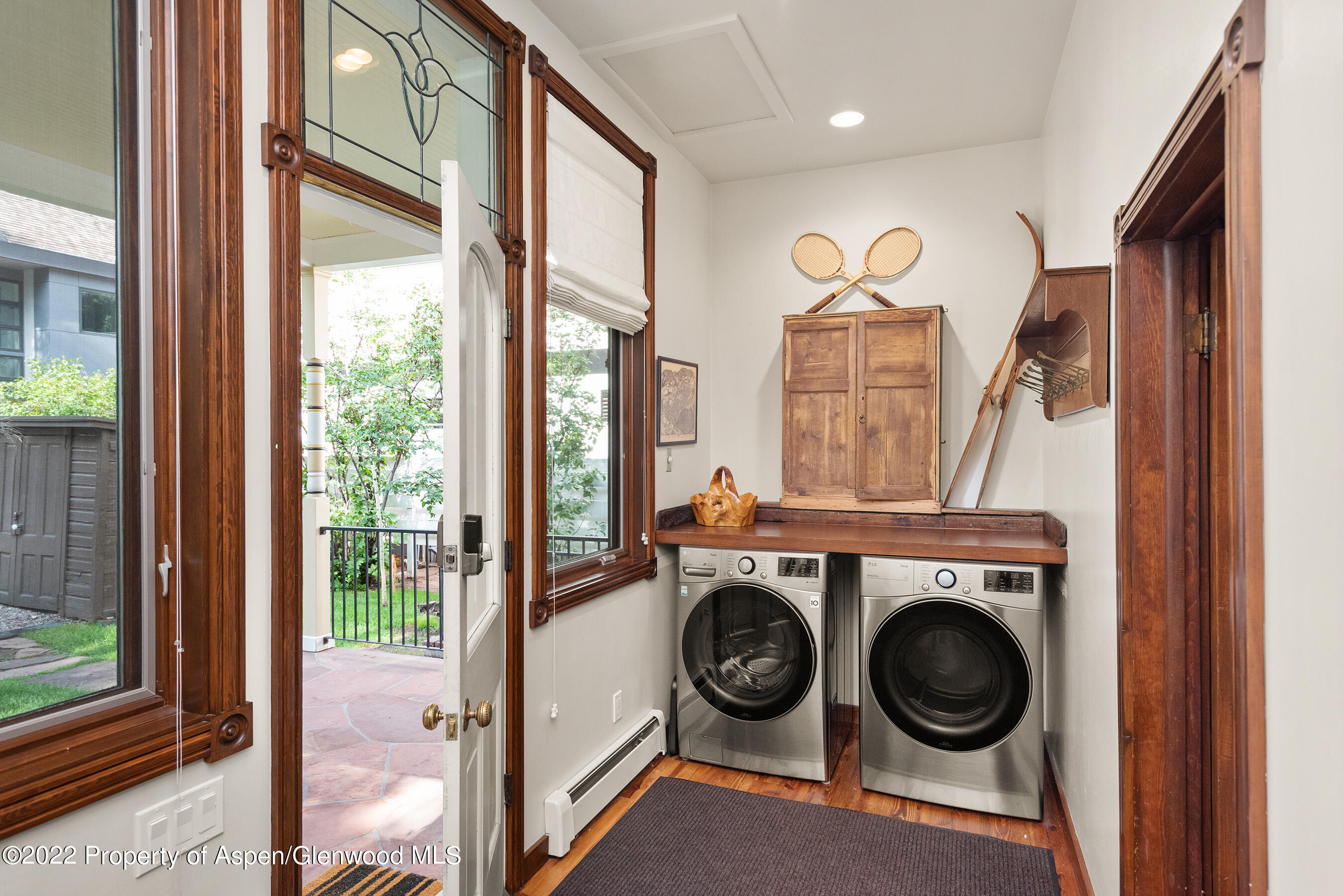 123 E Hallam Street Property Photo 23