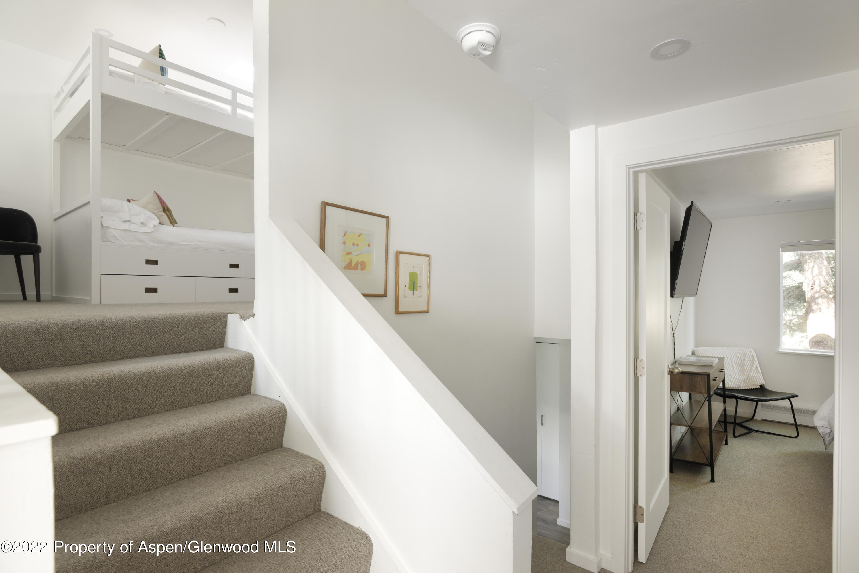 1050 Waters Ave., 14 Property Photo 10