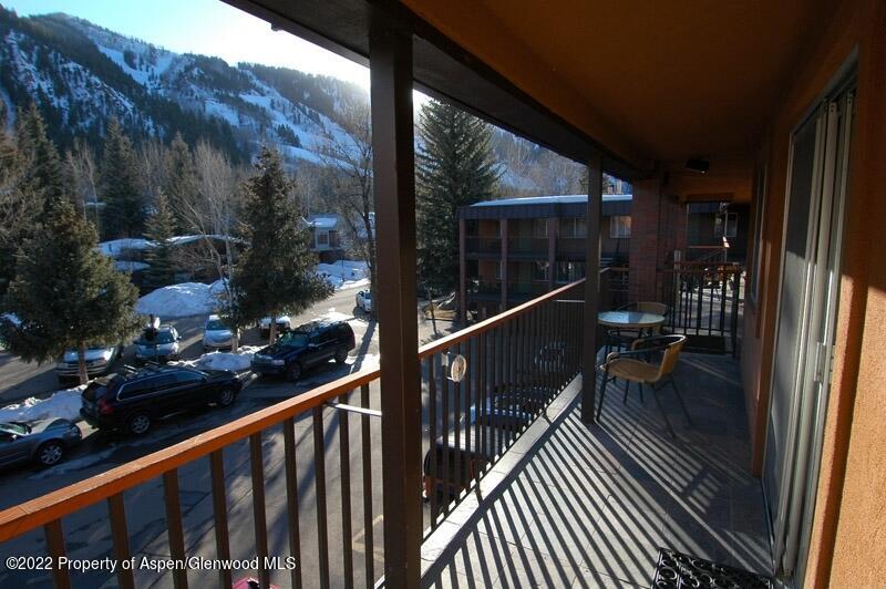 940 Waters 307 Property Photo 1