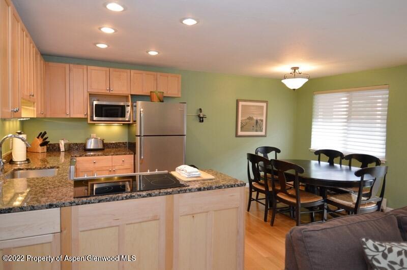 940 Waters 307 Property Photo 7