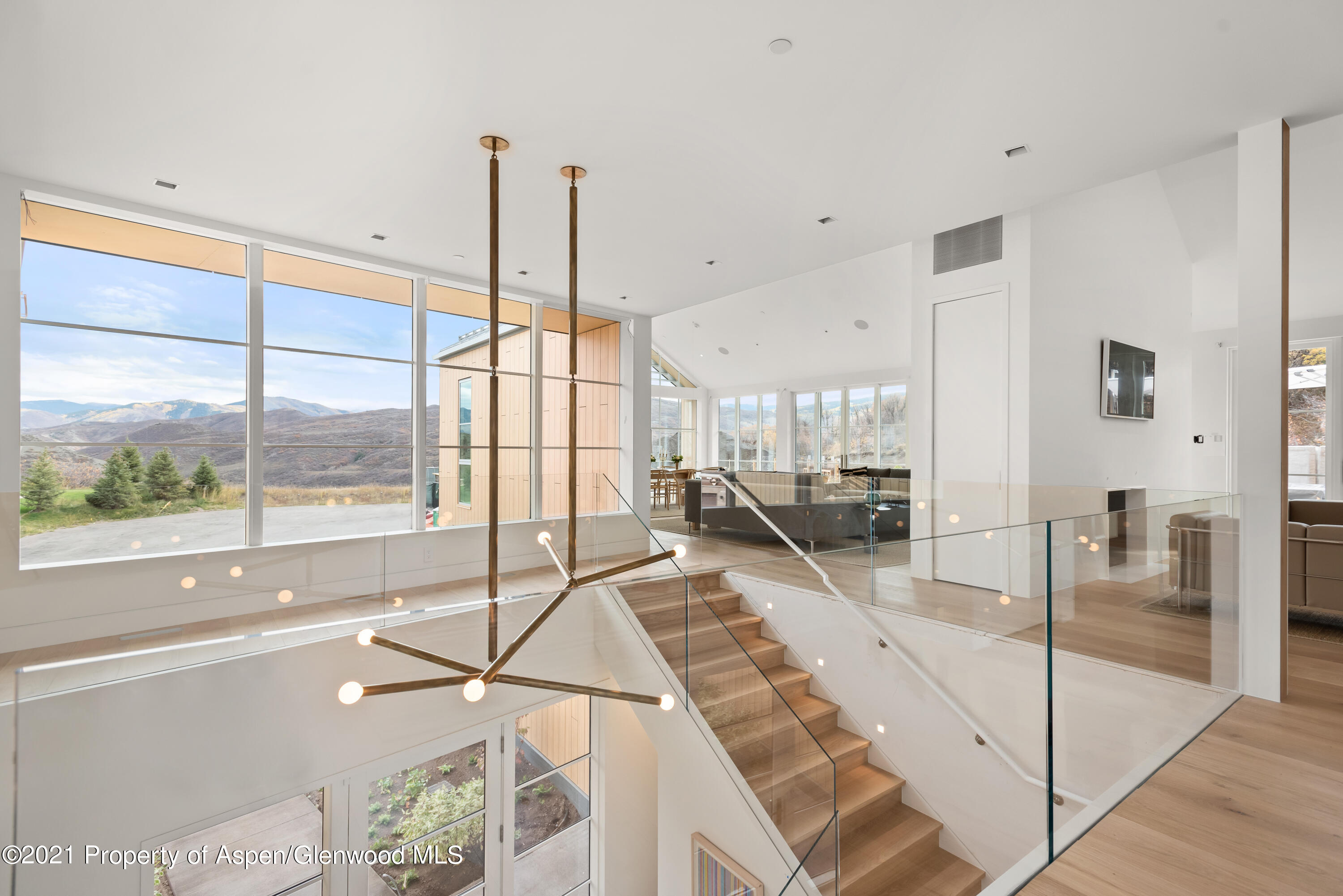 365 Branding Lane Property Photo 6
