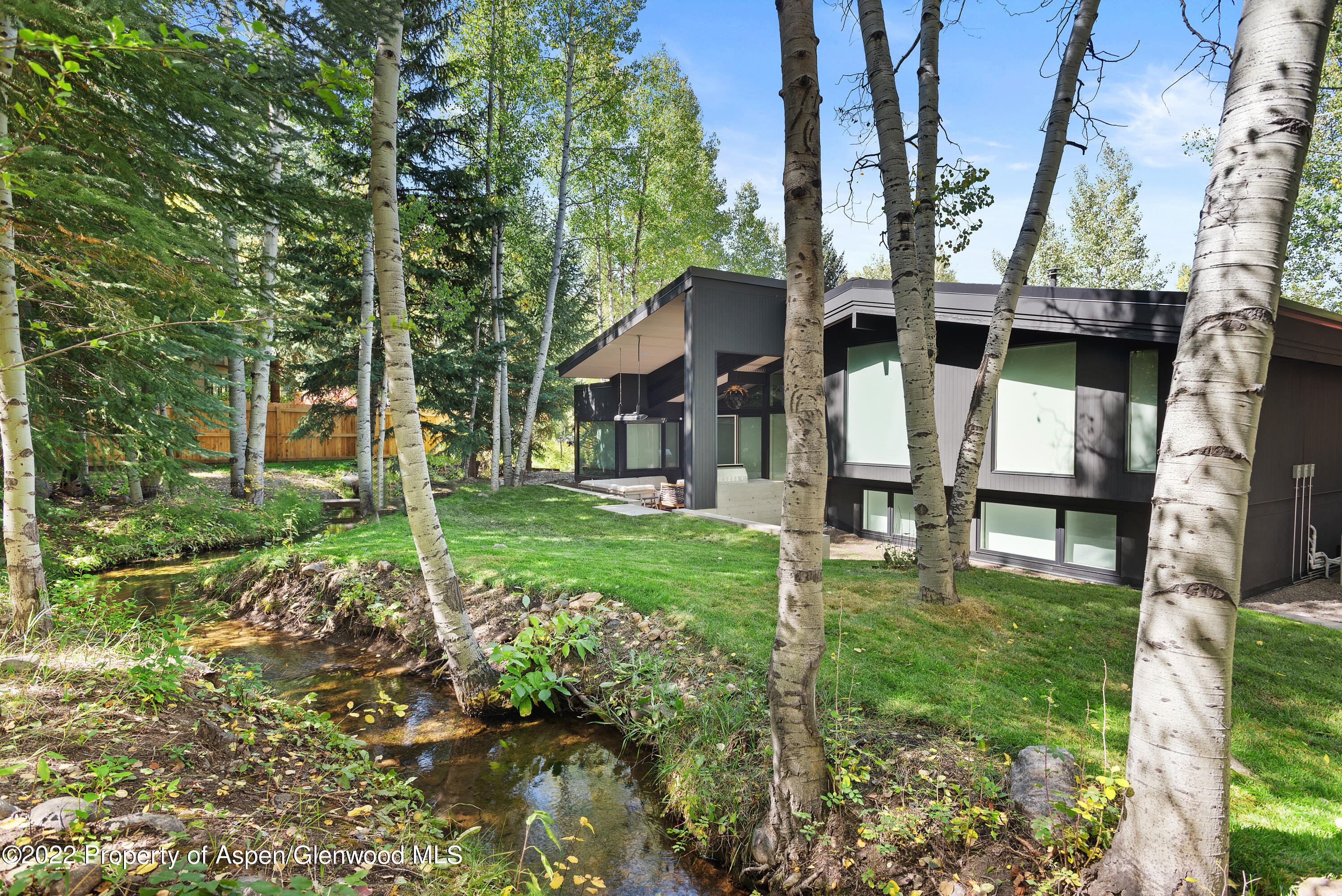 1112 Waters Avenue Property Photo 27