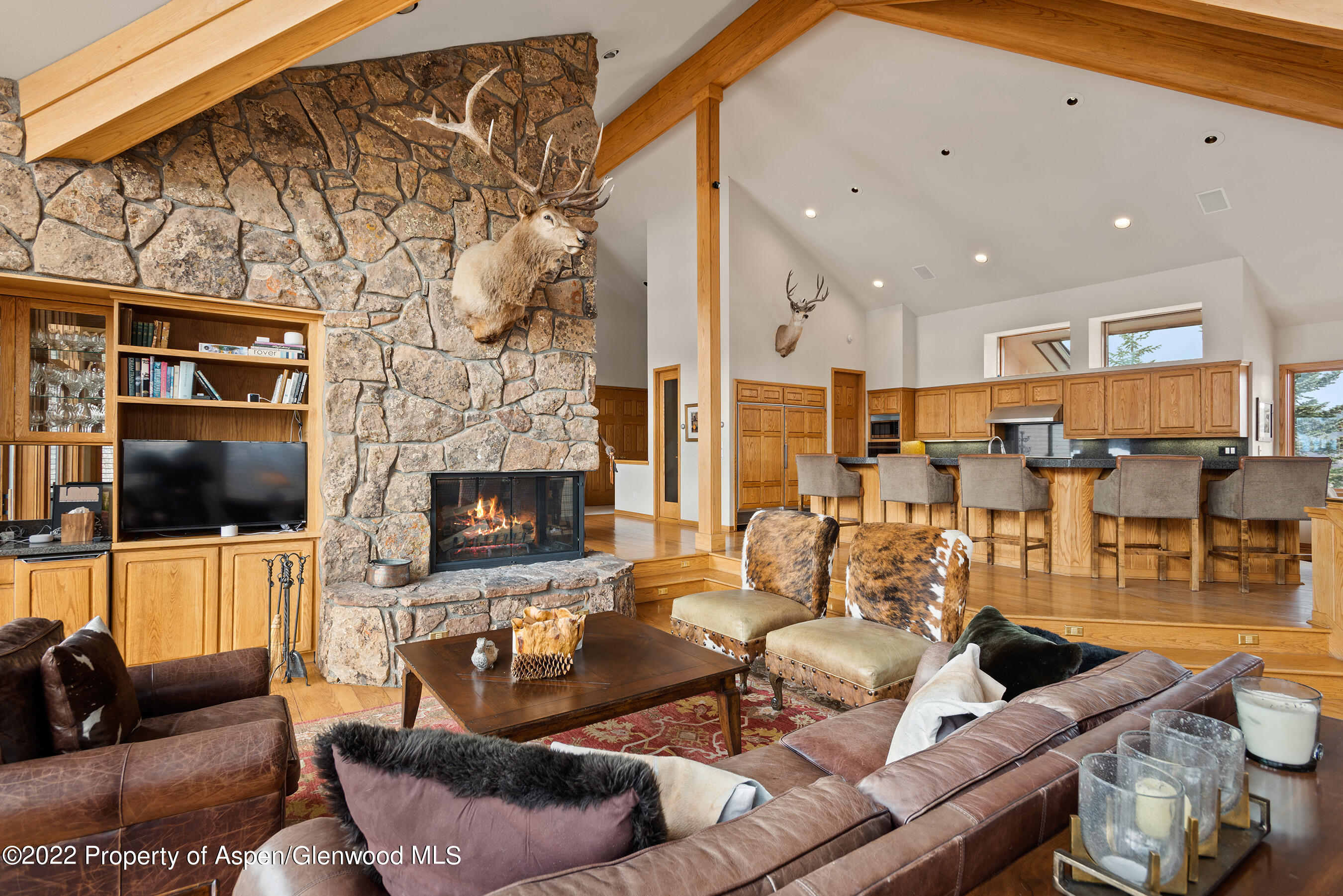 124 Fox Lane Property Photo 4