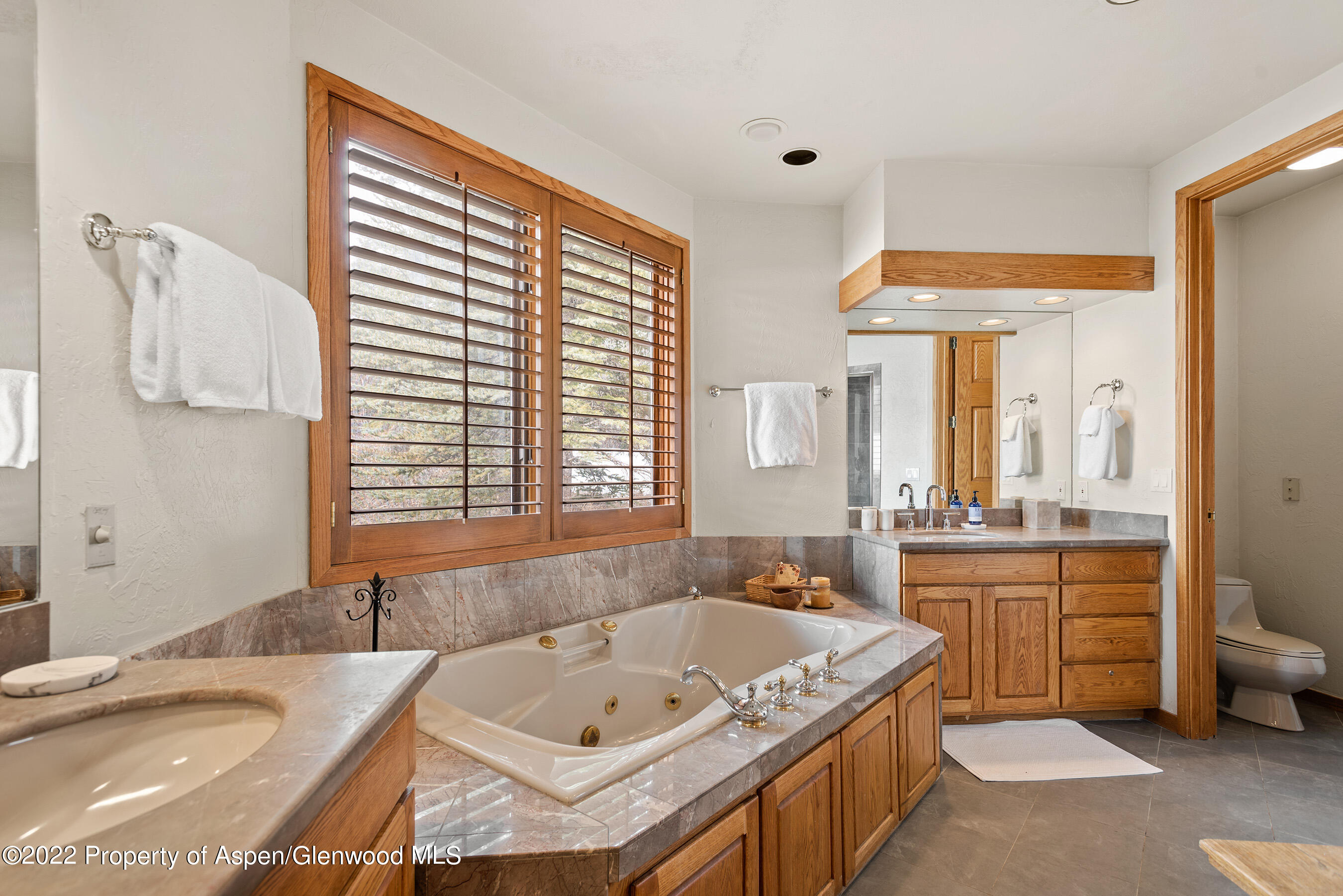 124 Fox Lane Property Photo 14