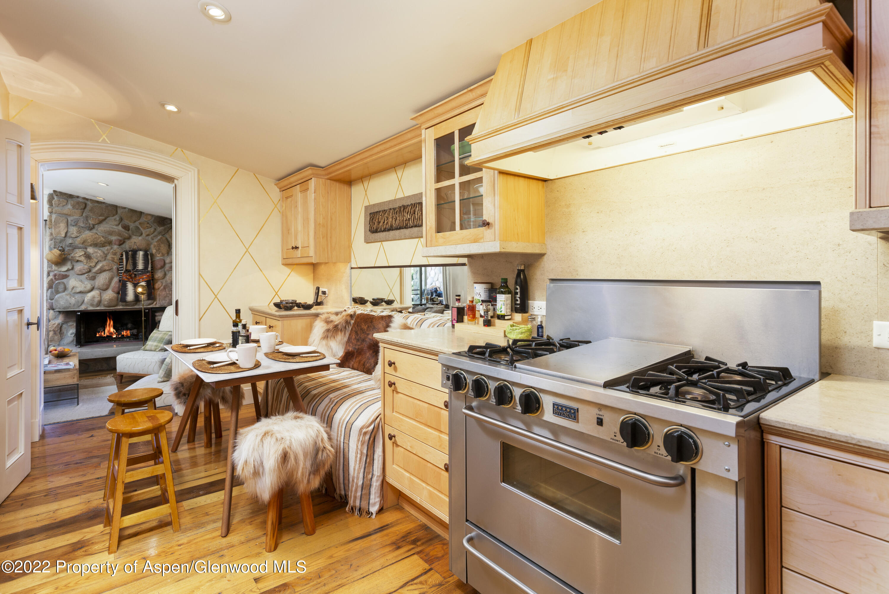 700 S Ute Avenue 202 Property Photo 3