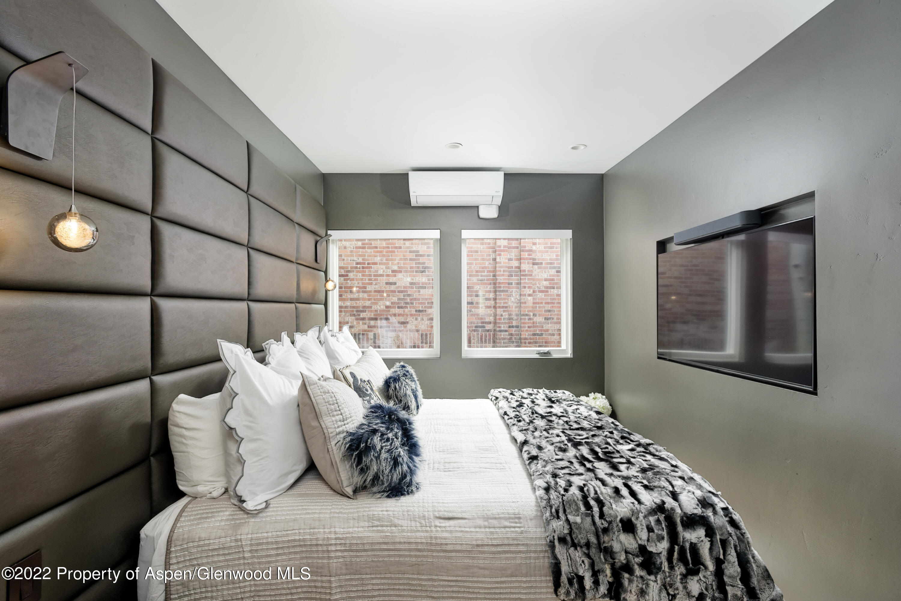 450 S Original Street 8 Property Photo 11