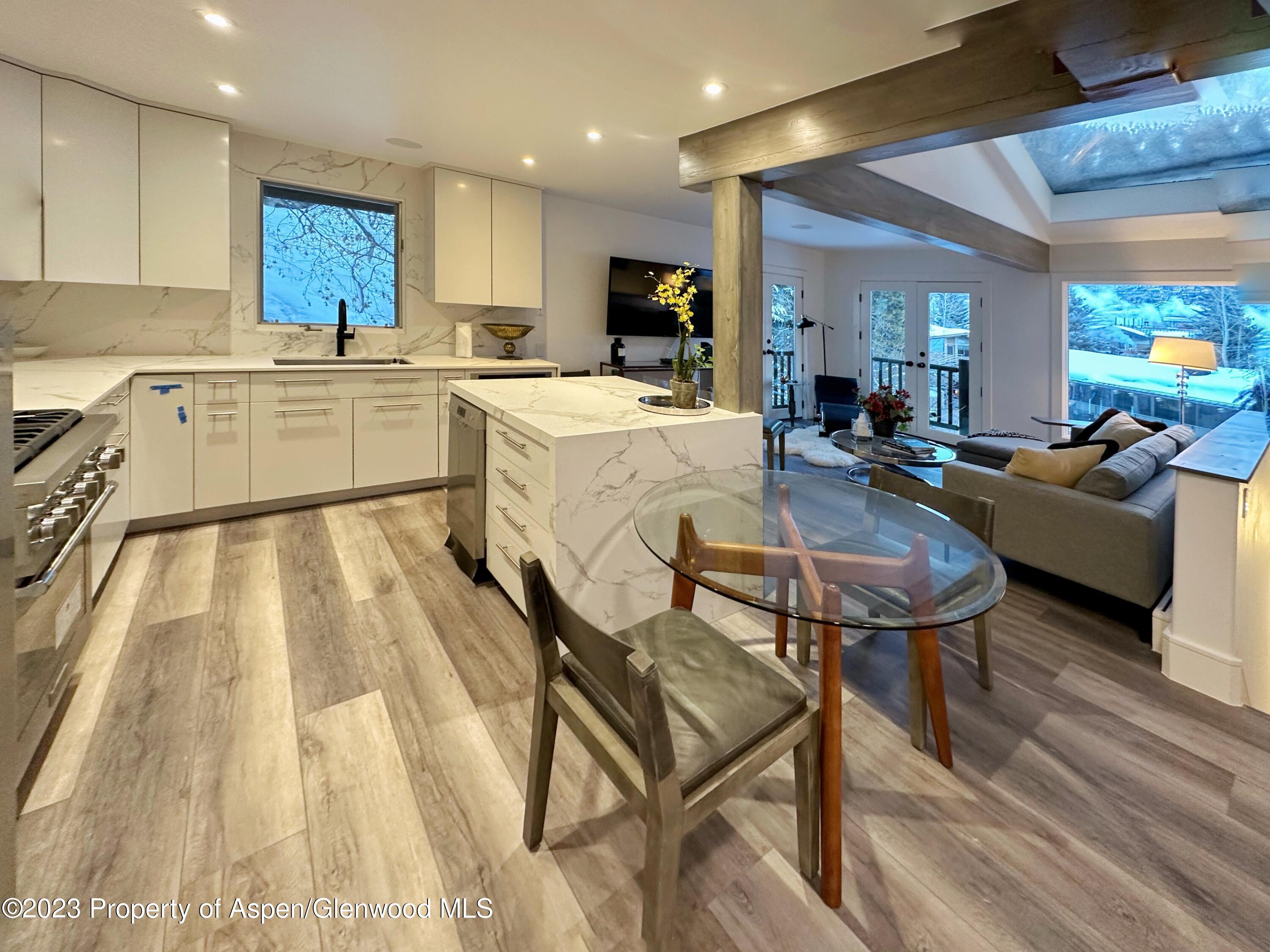 107 Aspen Mountain Road, 5 Property Photo 2