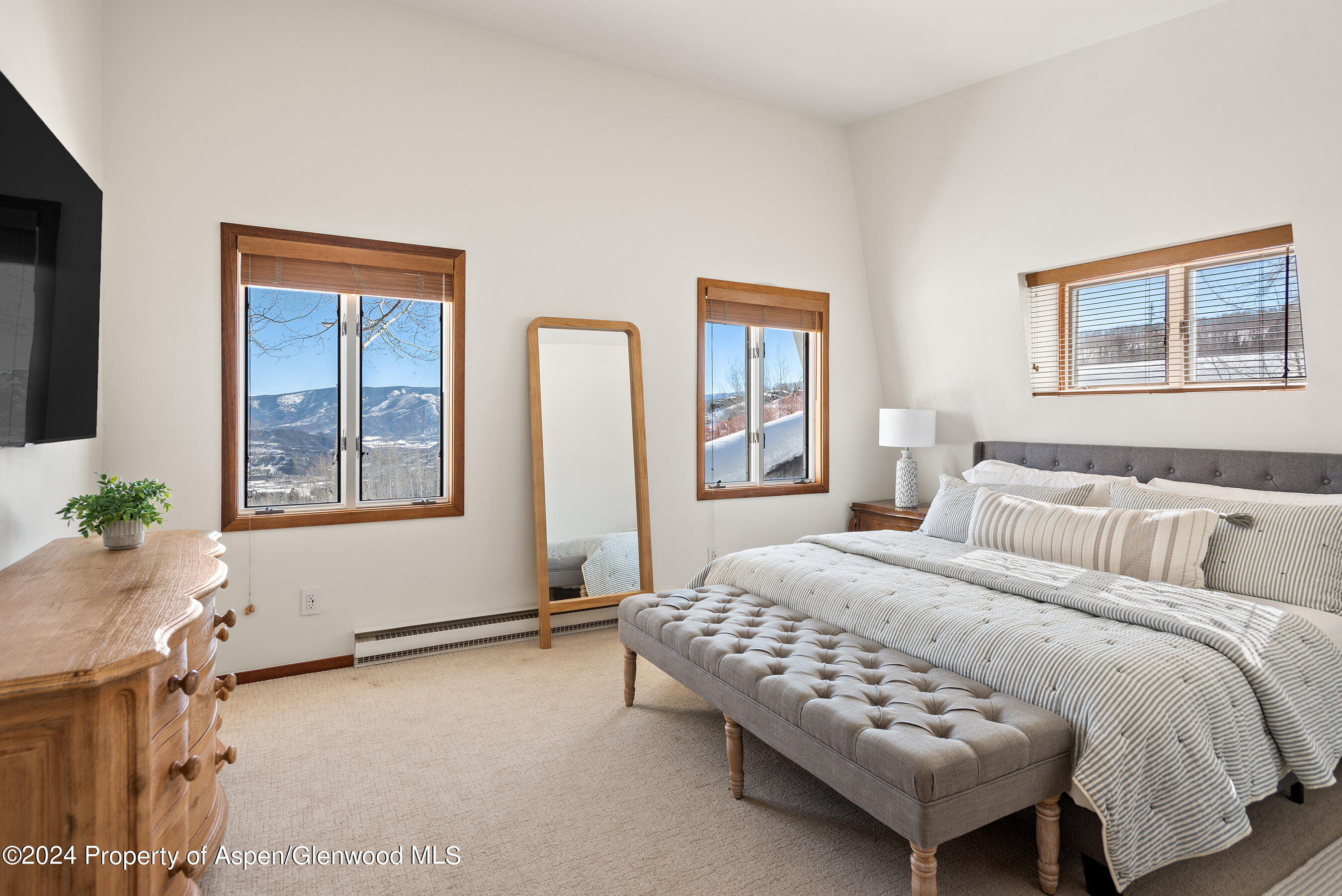 126 Edgewood Lane Property Photo 25
