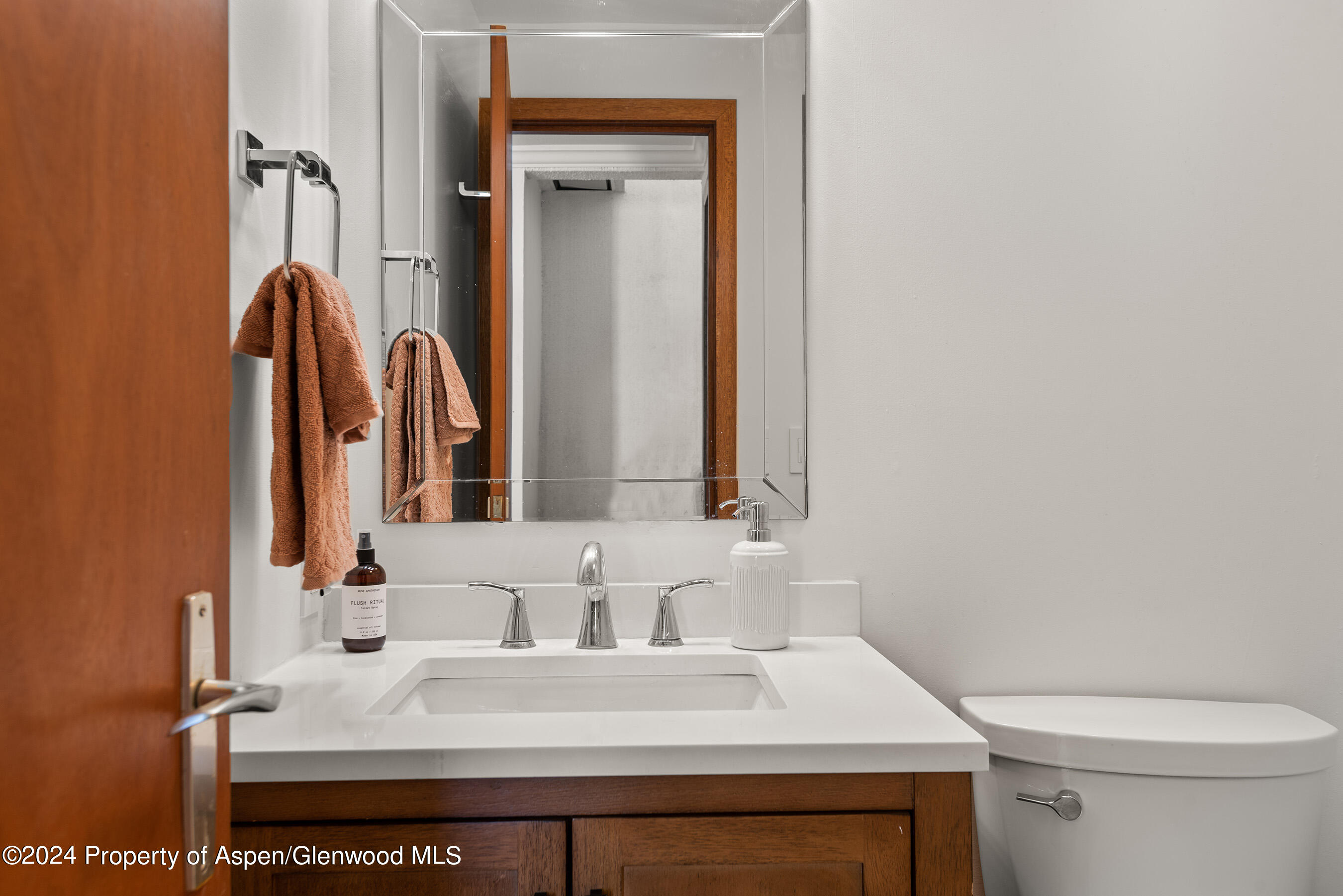 126 Edgewood Lane Property Photo 40