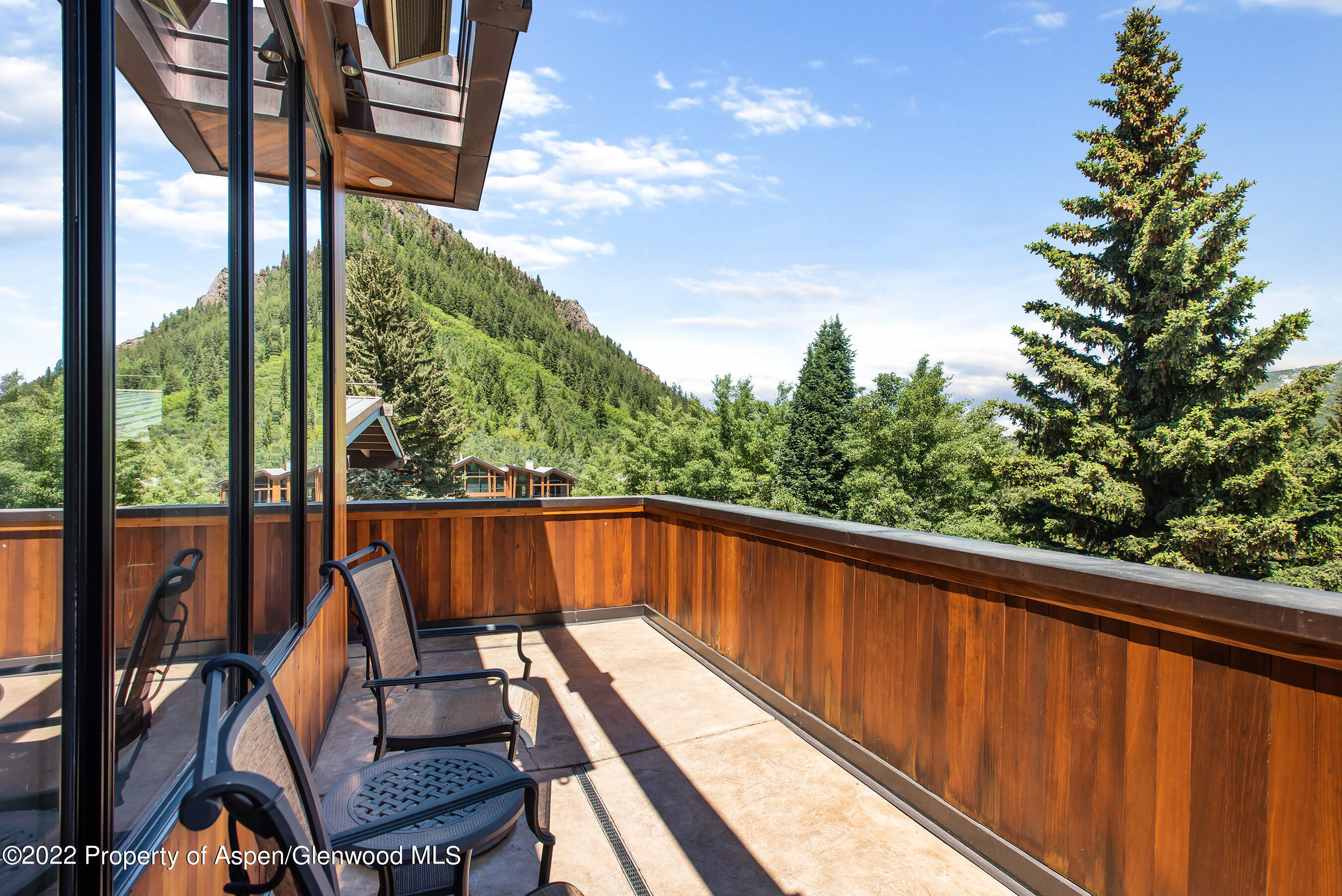 237 Gilbert Street Property Photo 6