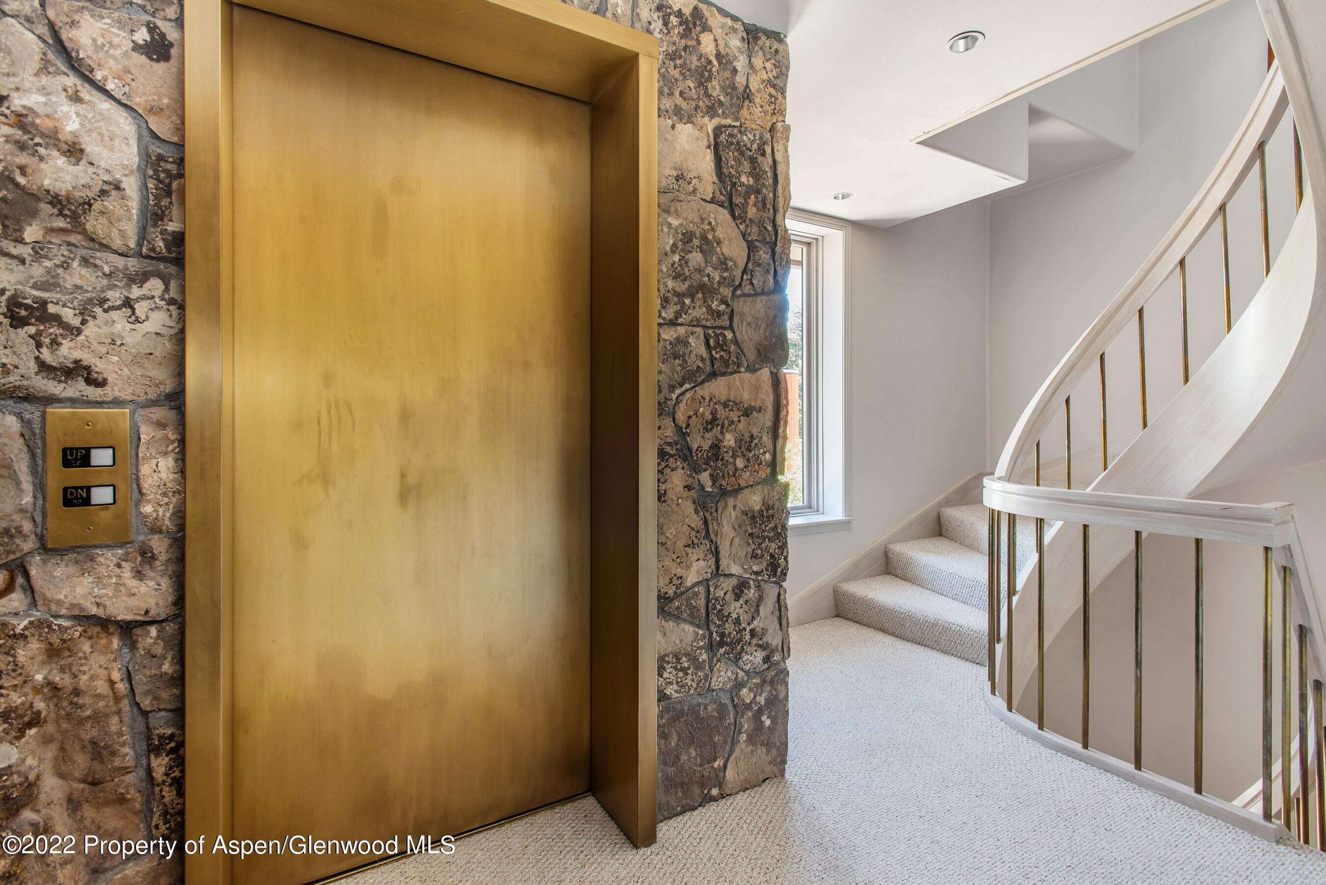 237 Gilbert Street Property Photo 8