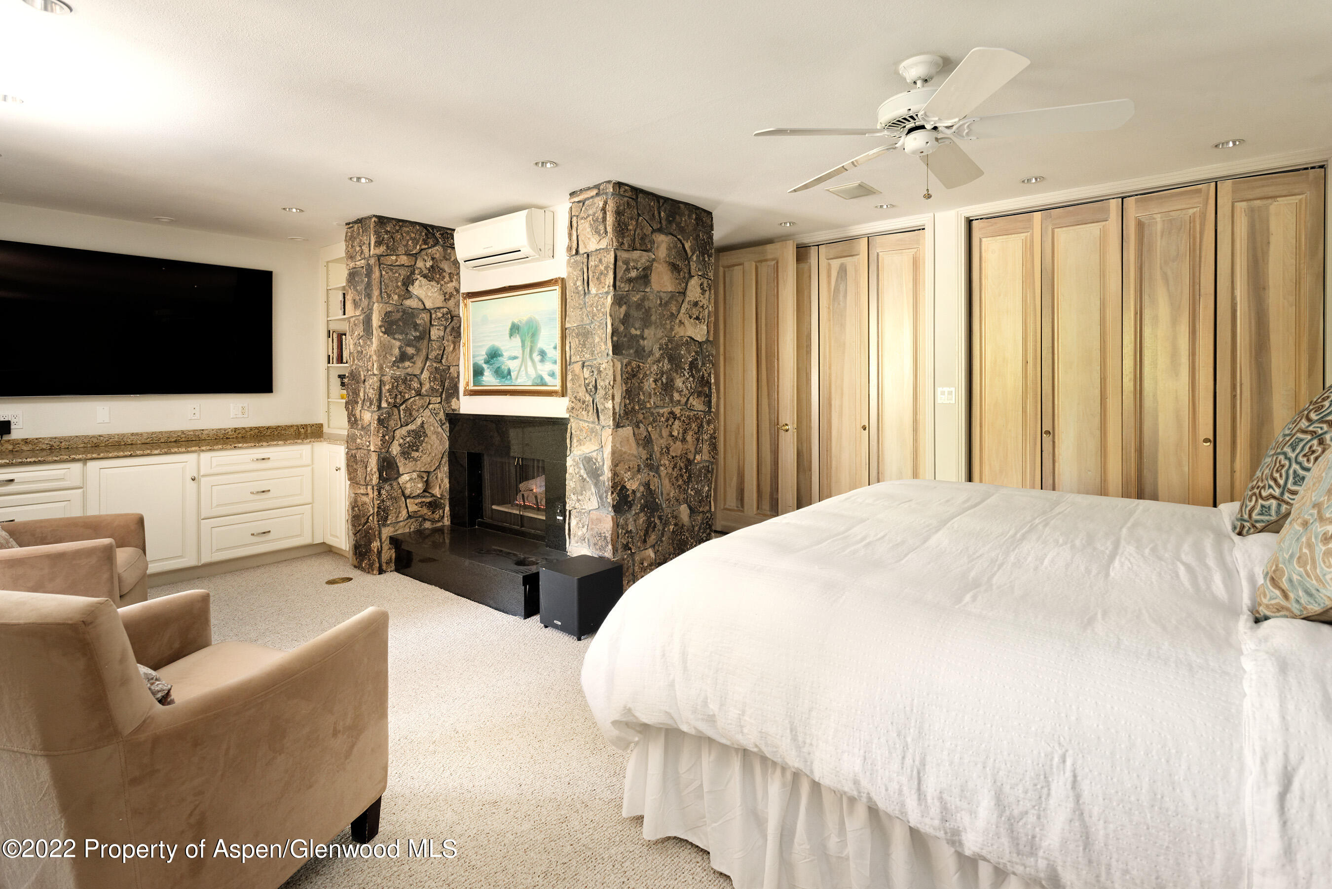237 Gilbert Street Property Photo 12