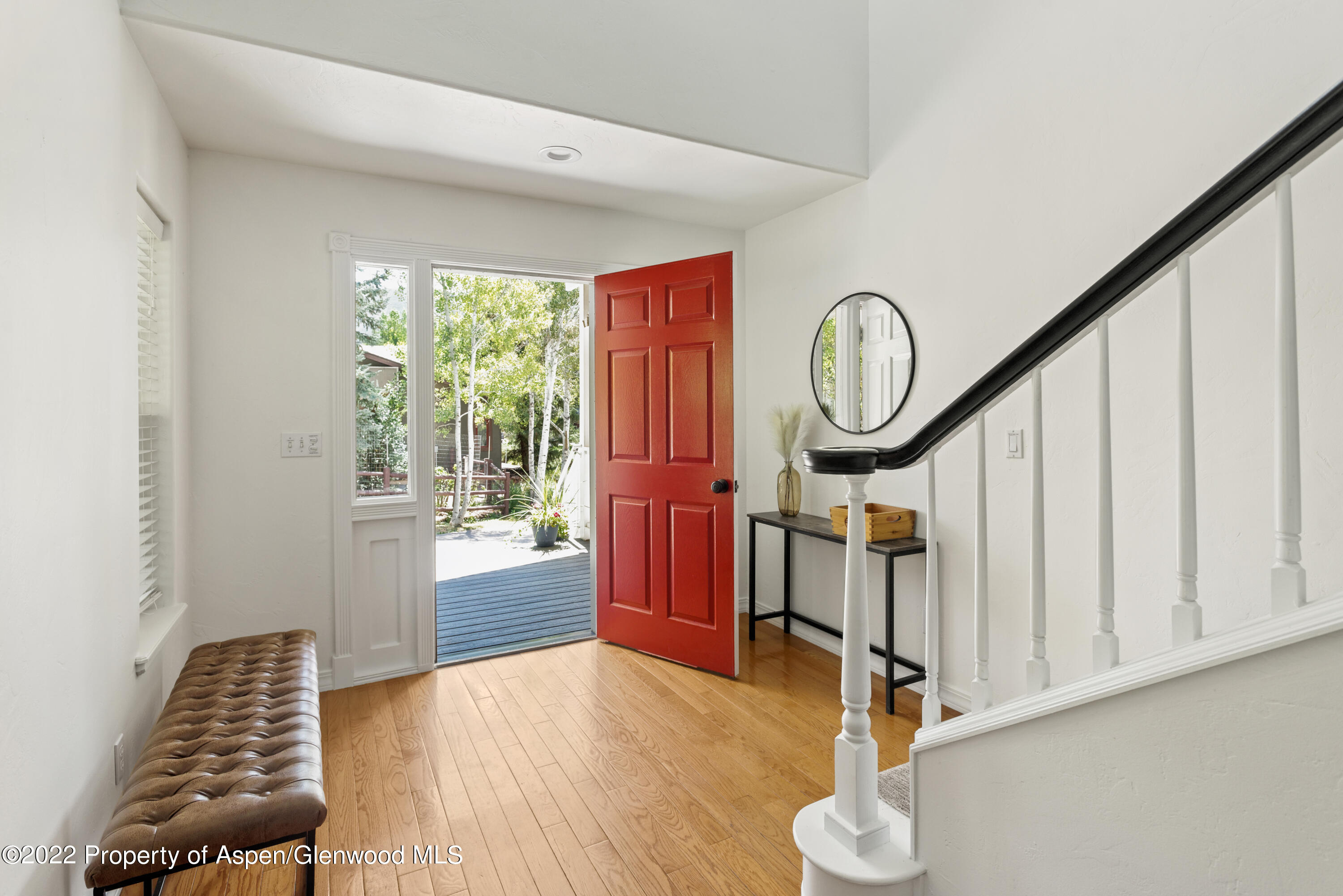 965 Lupine Circle Property Photo 3