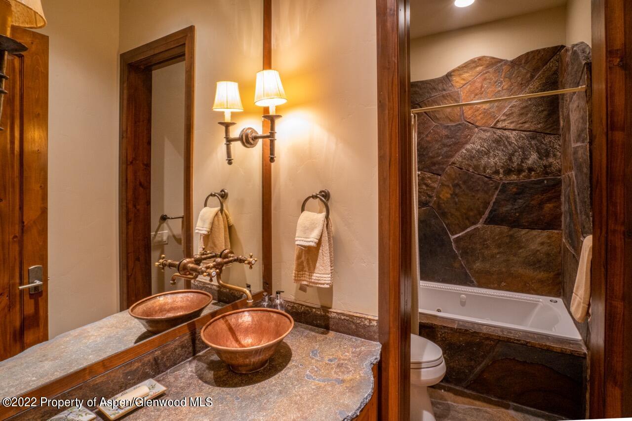 800 S Hayden Property Photo 28