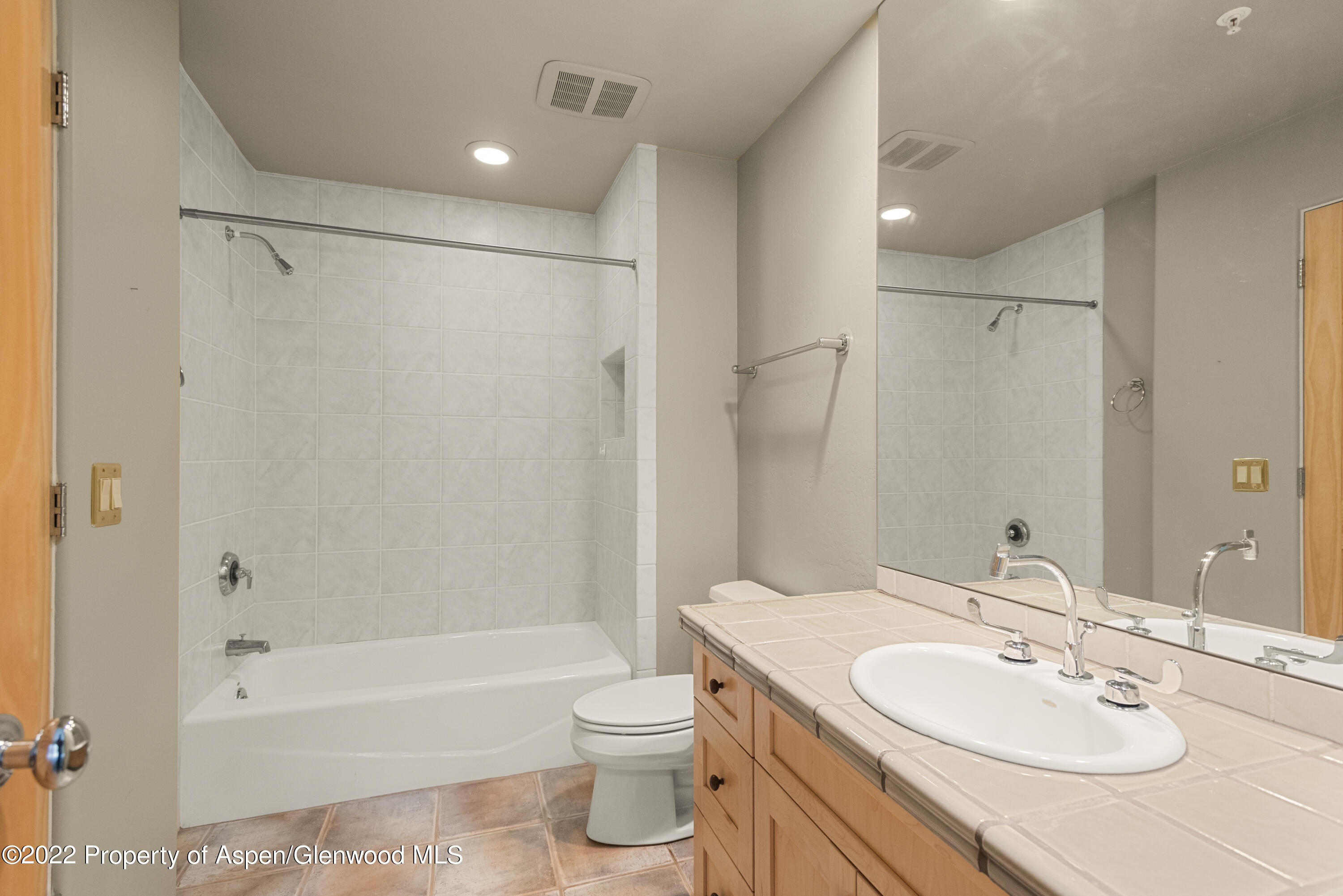 306 Wild Spring Lane Property Photo 11