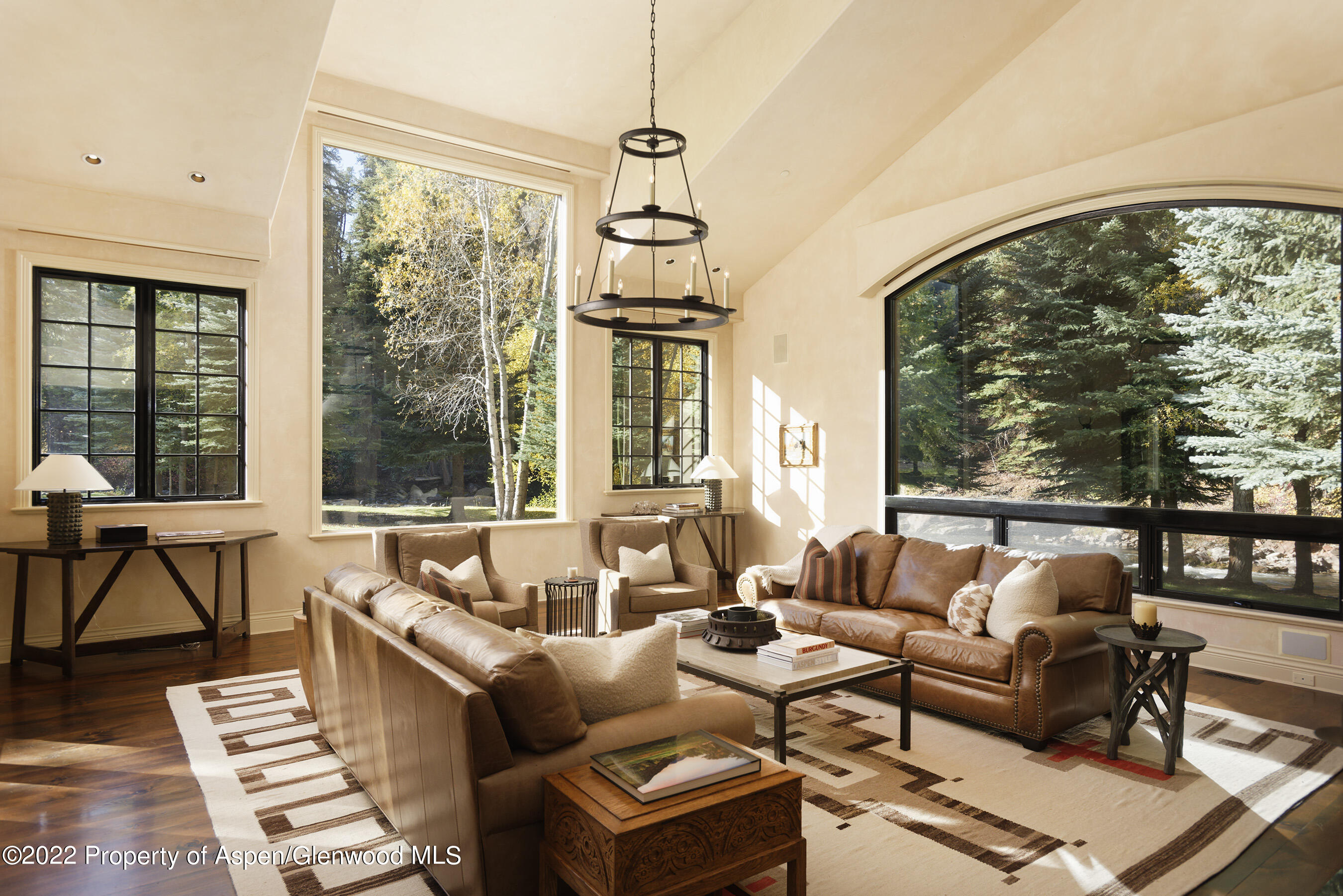 333 Snowmass Creek Road Property Photo 1