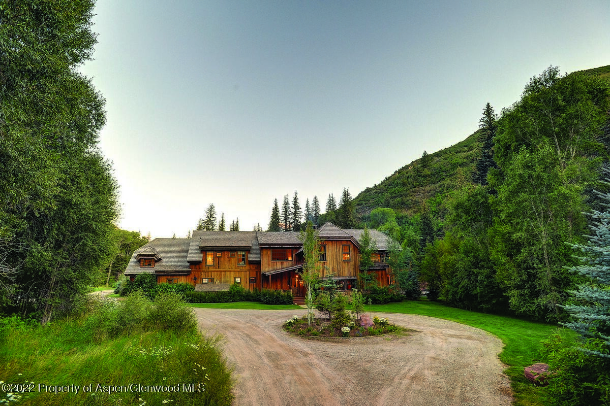 333 Snowmass Creek Road Property Photo 2
