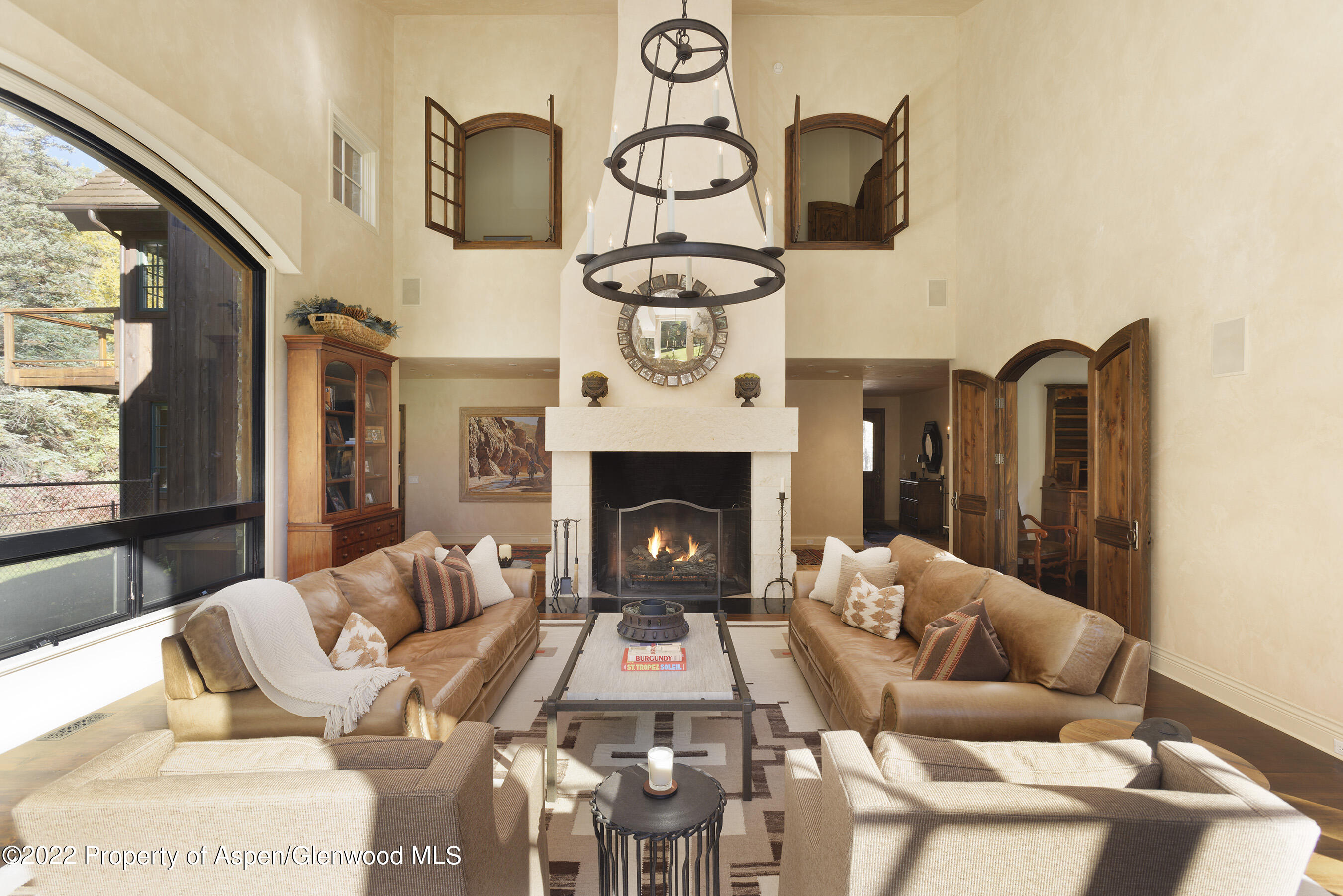 333 Snowmass Creek Road Property Photo 5