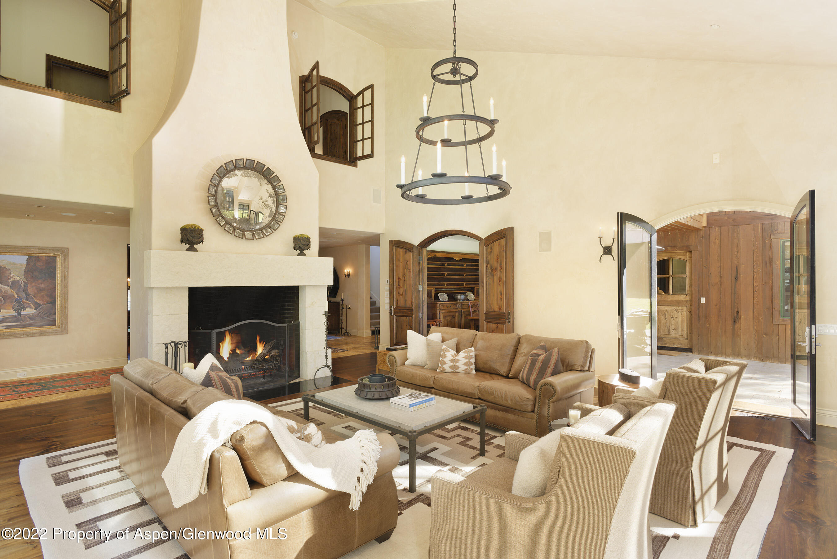 333 Snowmass Creek Road Property Photo 6