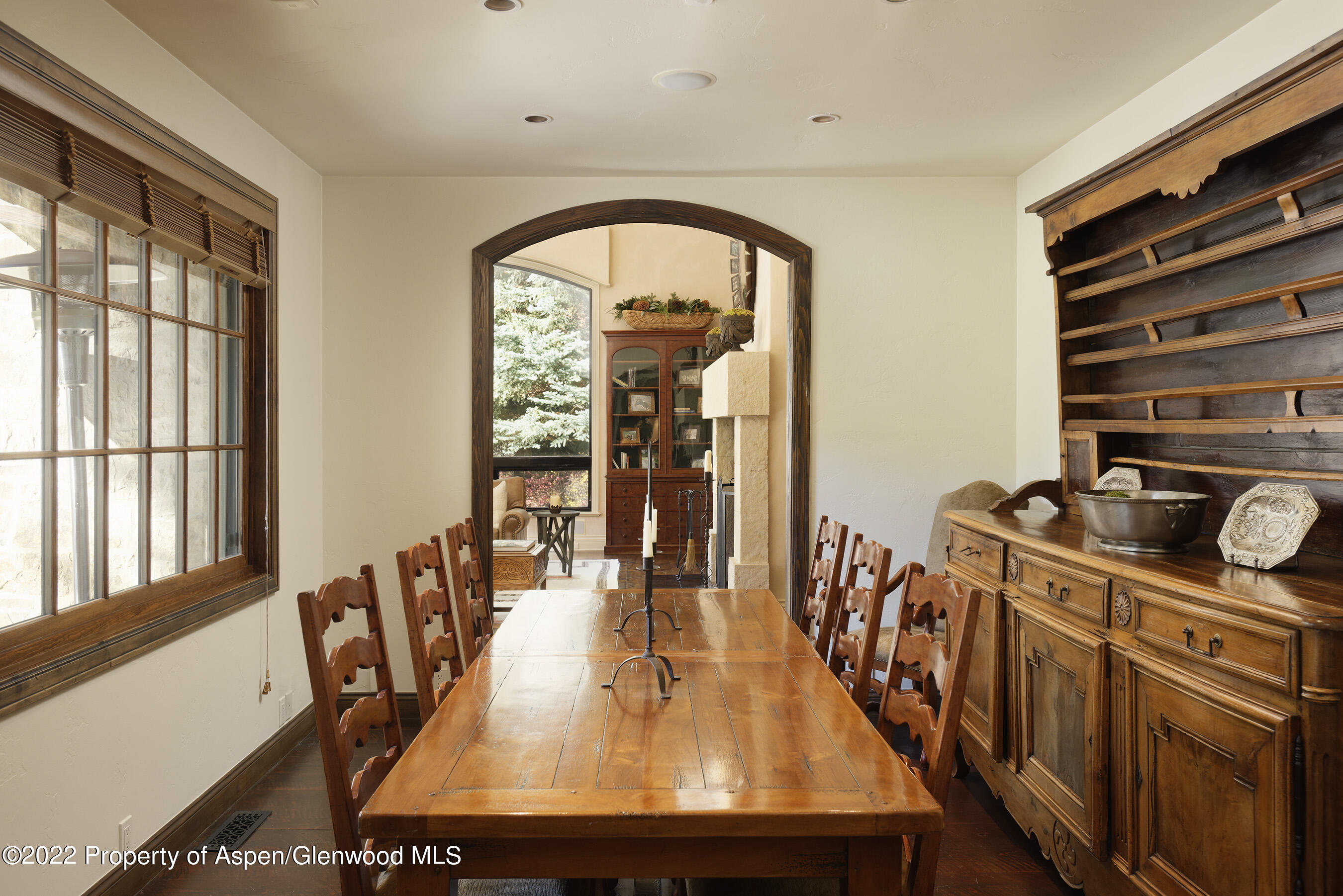333 Snowmass Creek Road Property Photo 7