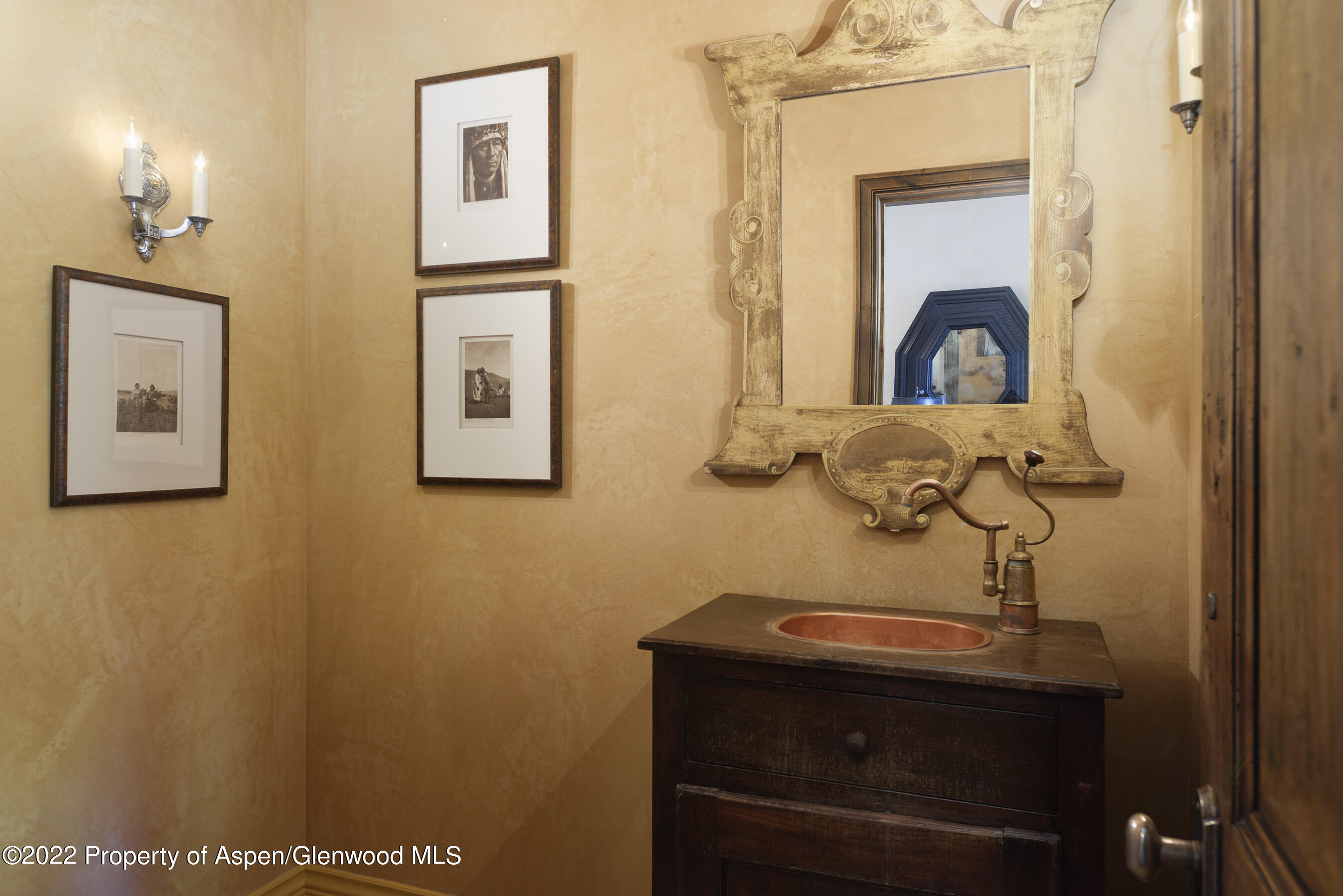 333 Snowmass Creek Road Property Photo 12