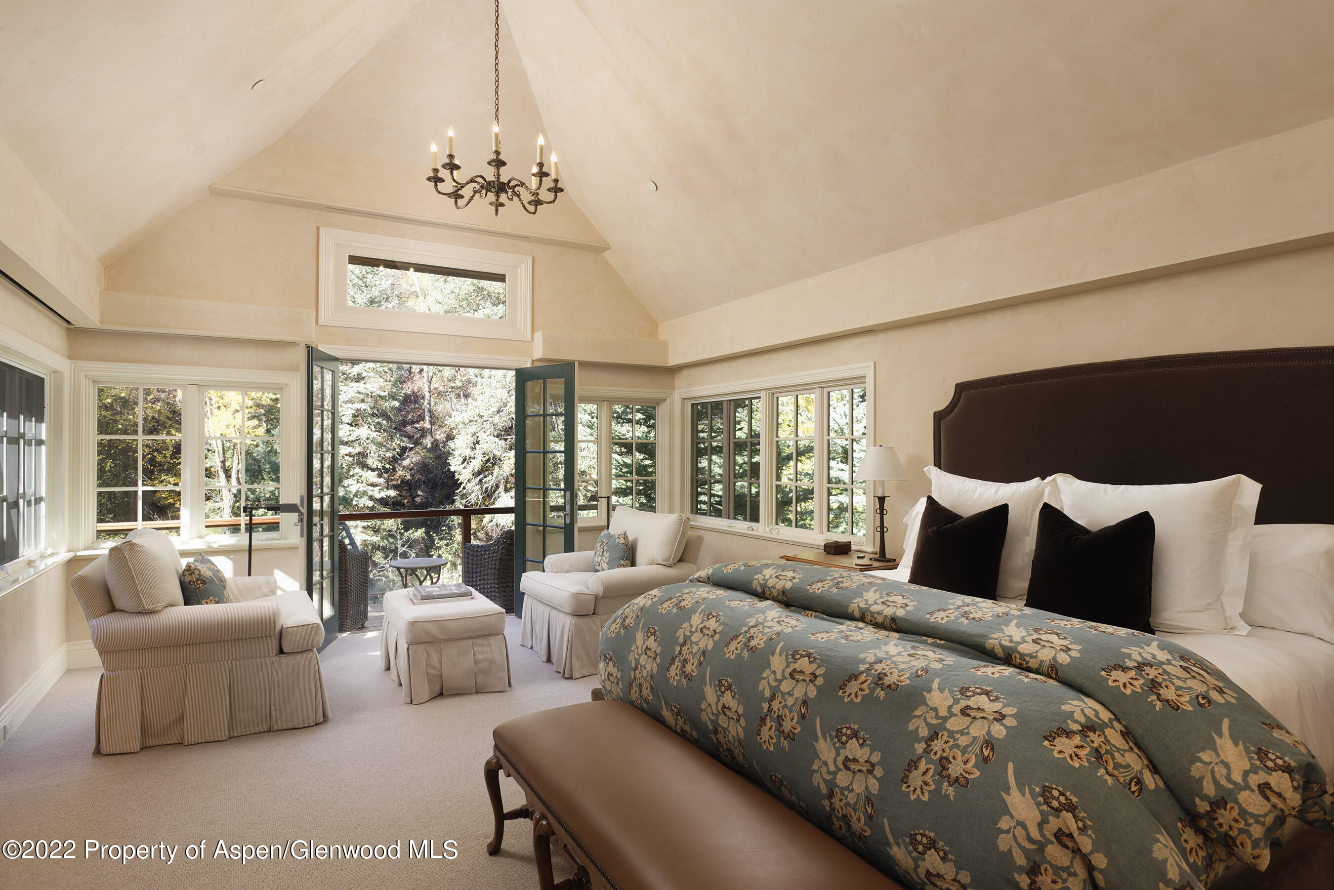 333 Snowmass Creek Road Property Photo 16