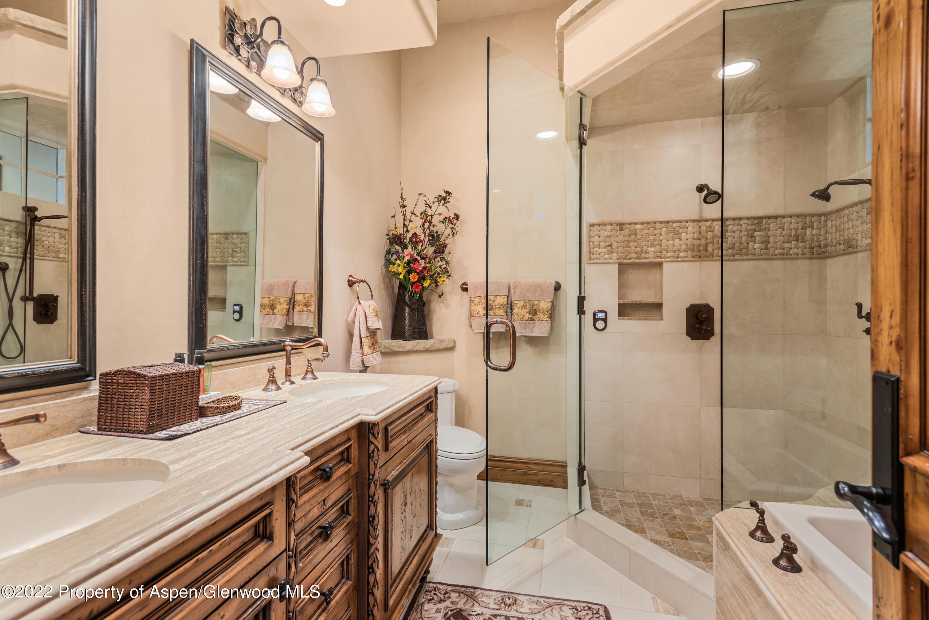 845 Serviceberry Lane Property Photo 33