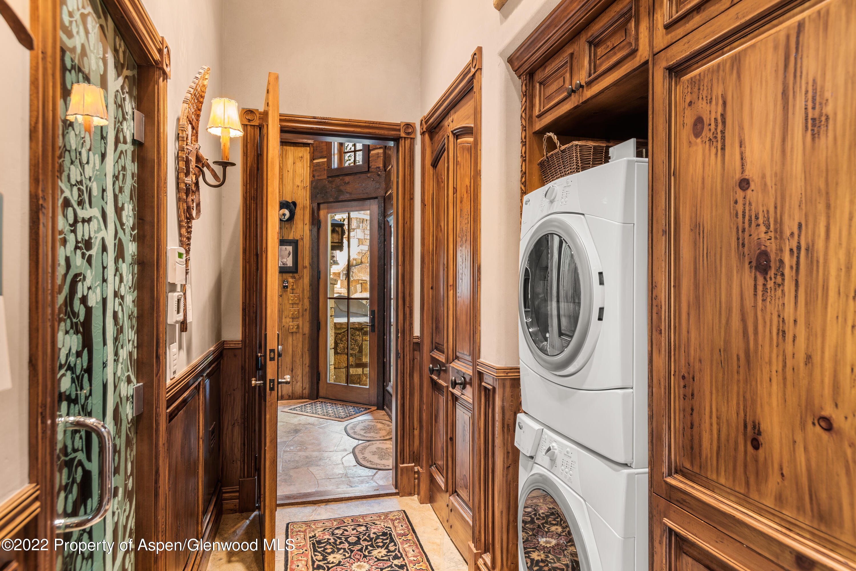 845 Serviceberry Lane Property Photo 40