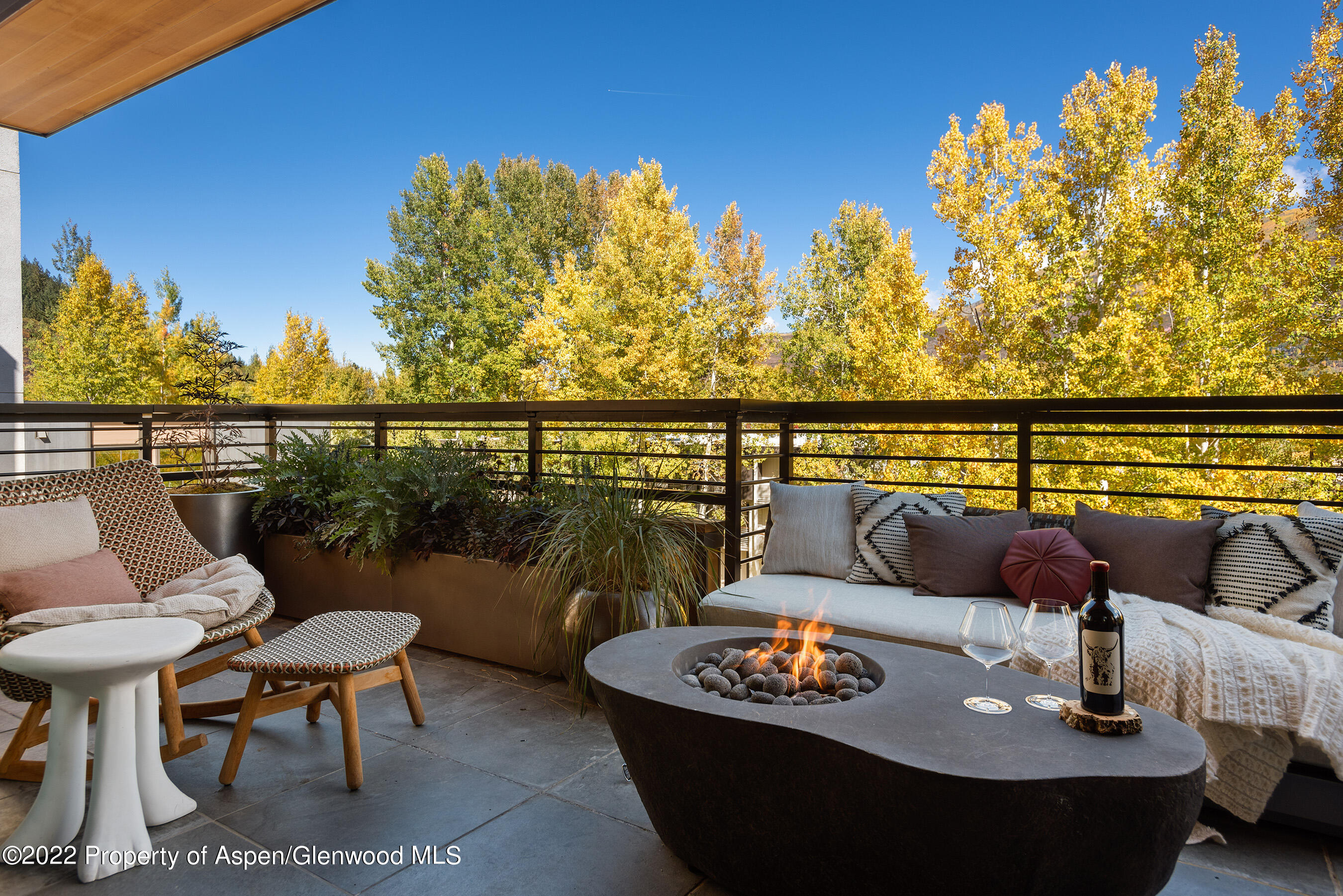 120 Juan Street Property Photo 37