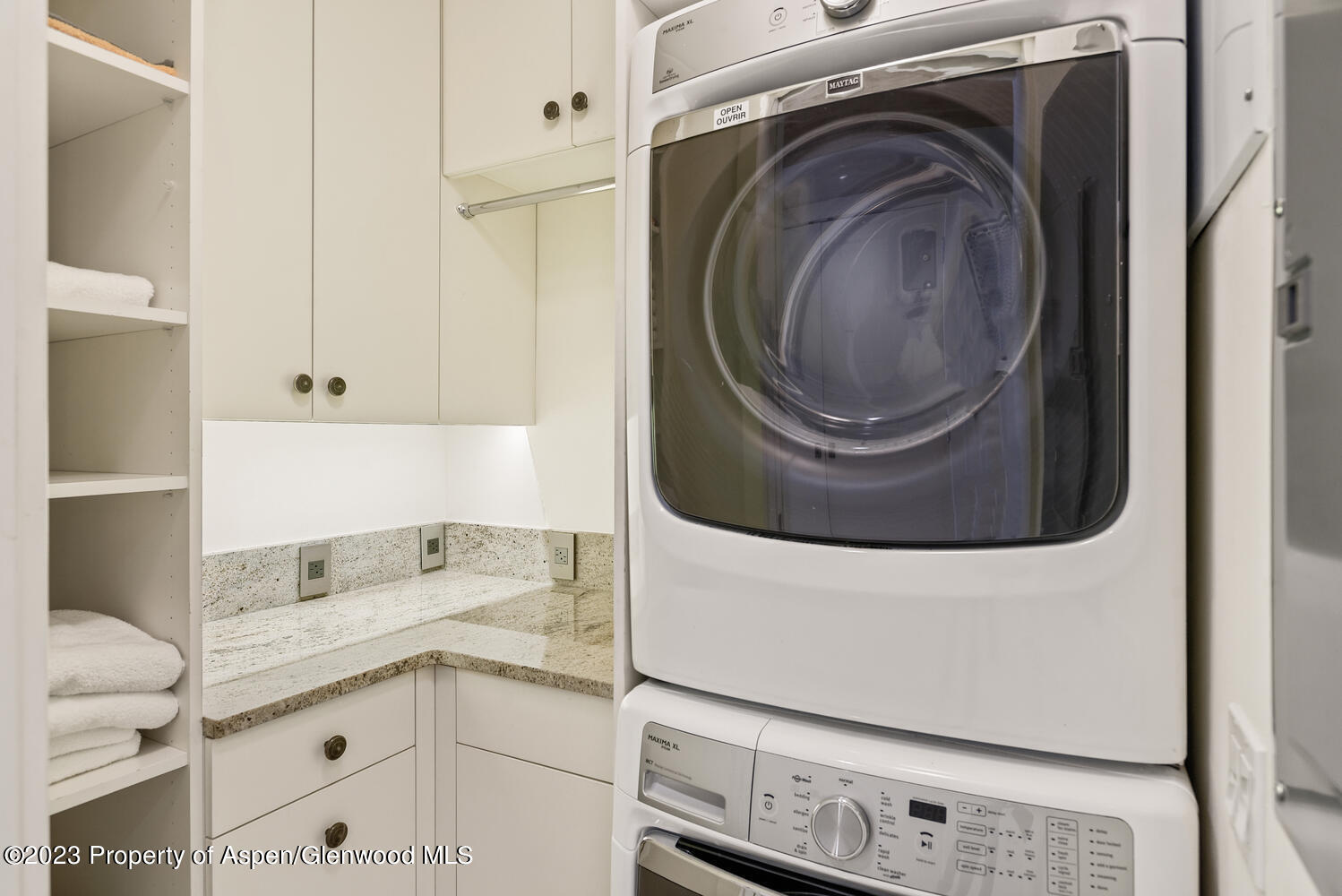 100 E Cooper Avenue, 6 Property Photo 18