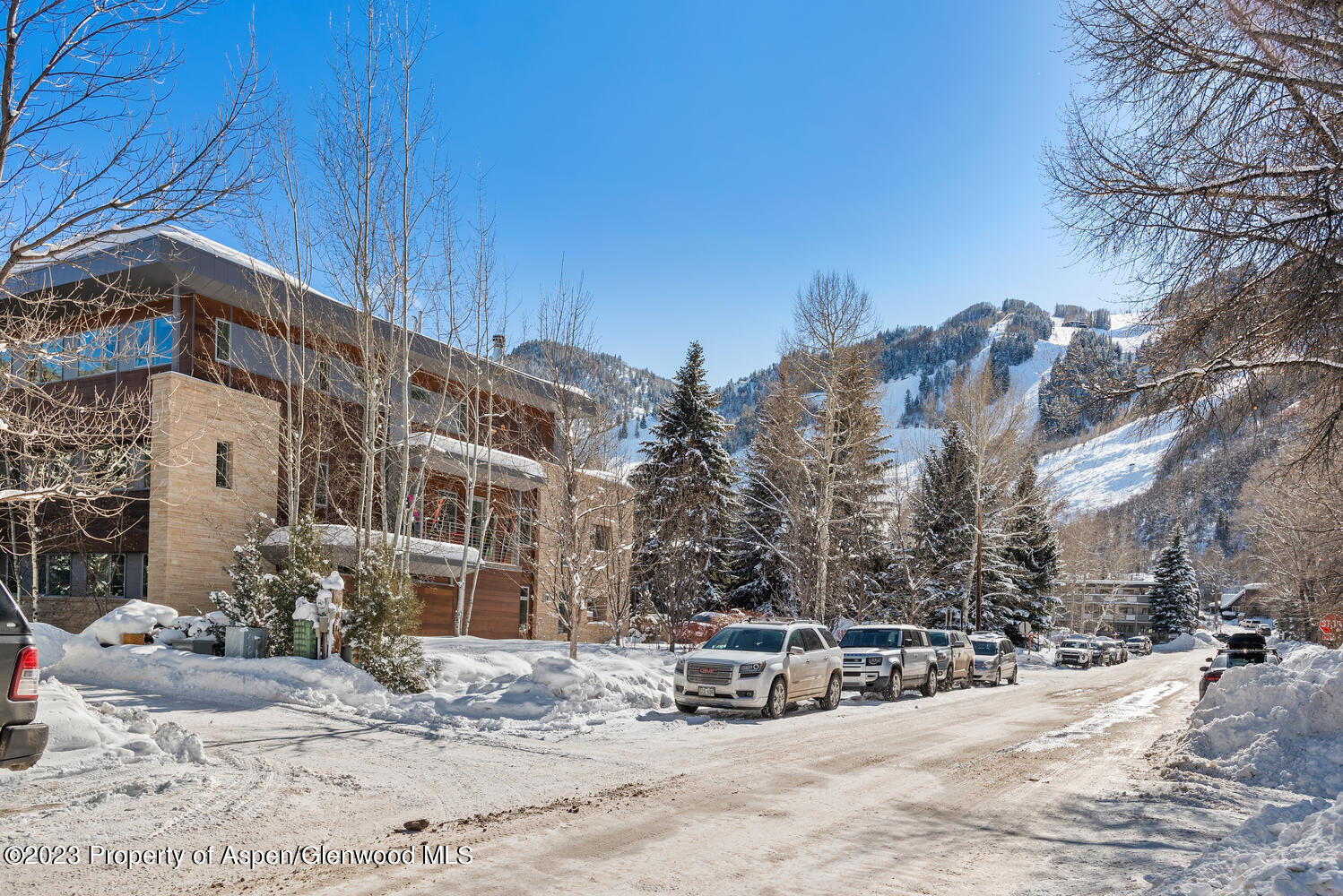 100 E Cooper Avenue, 6 Property Photo 22
