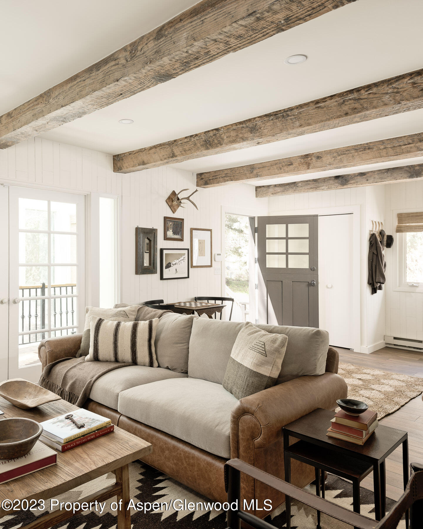 1470 Snowmass Creek Road Property Photo 2