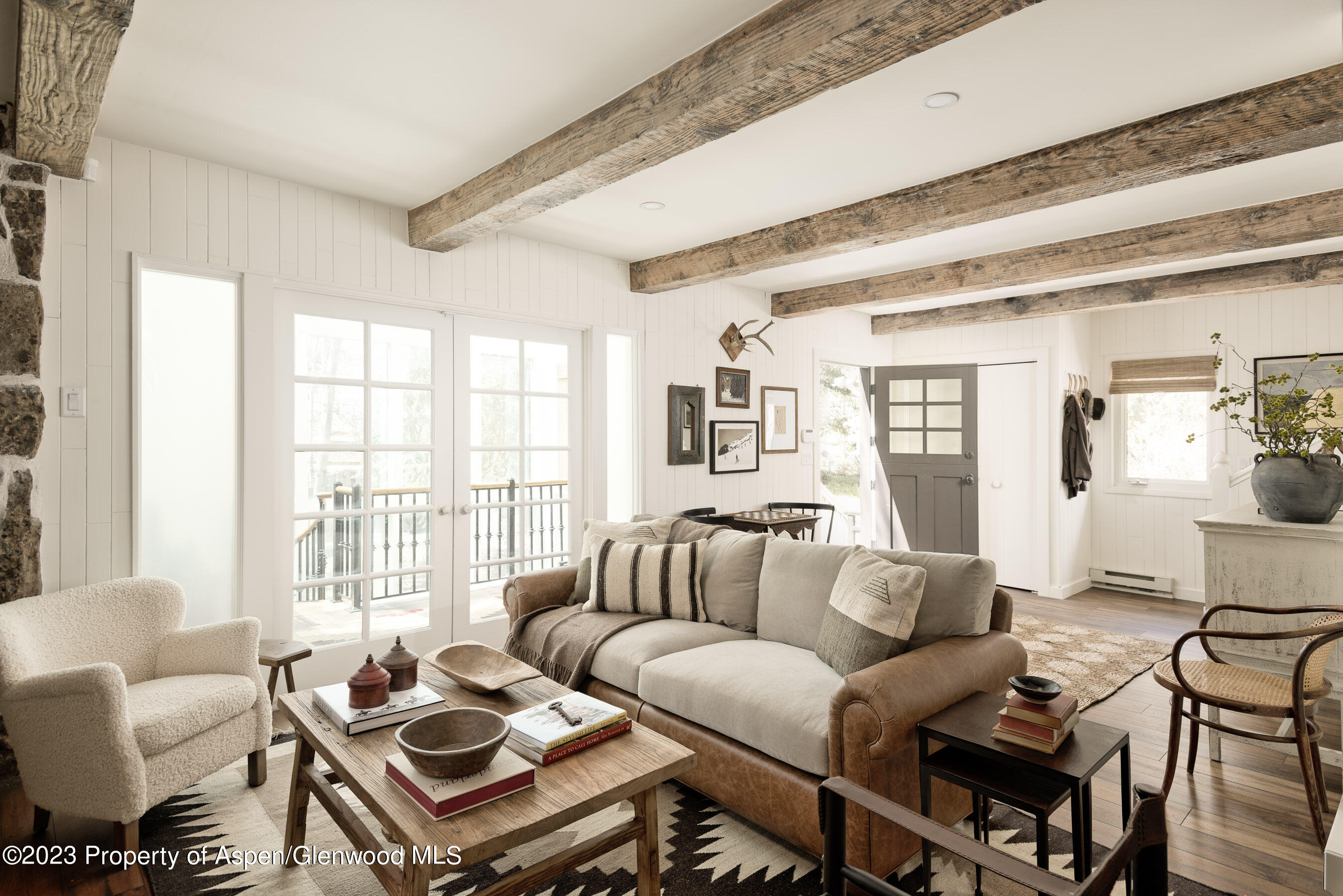 1470 Snowmass Creek Road Property Photo 4
