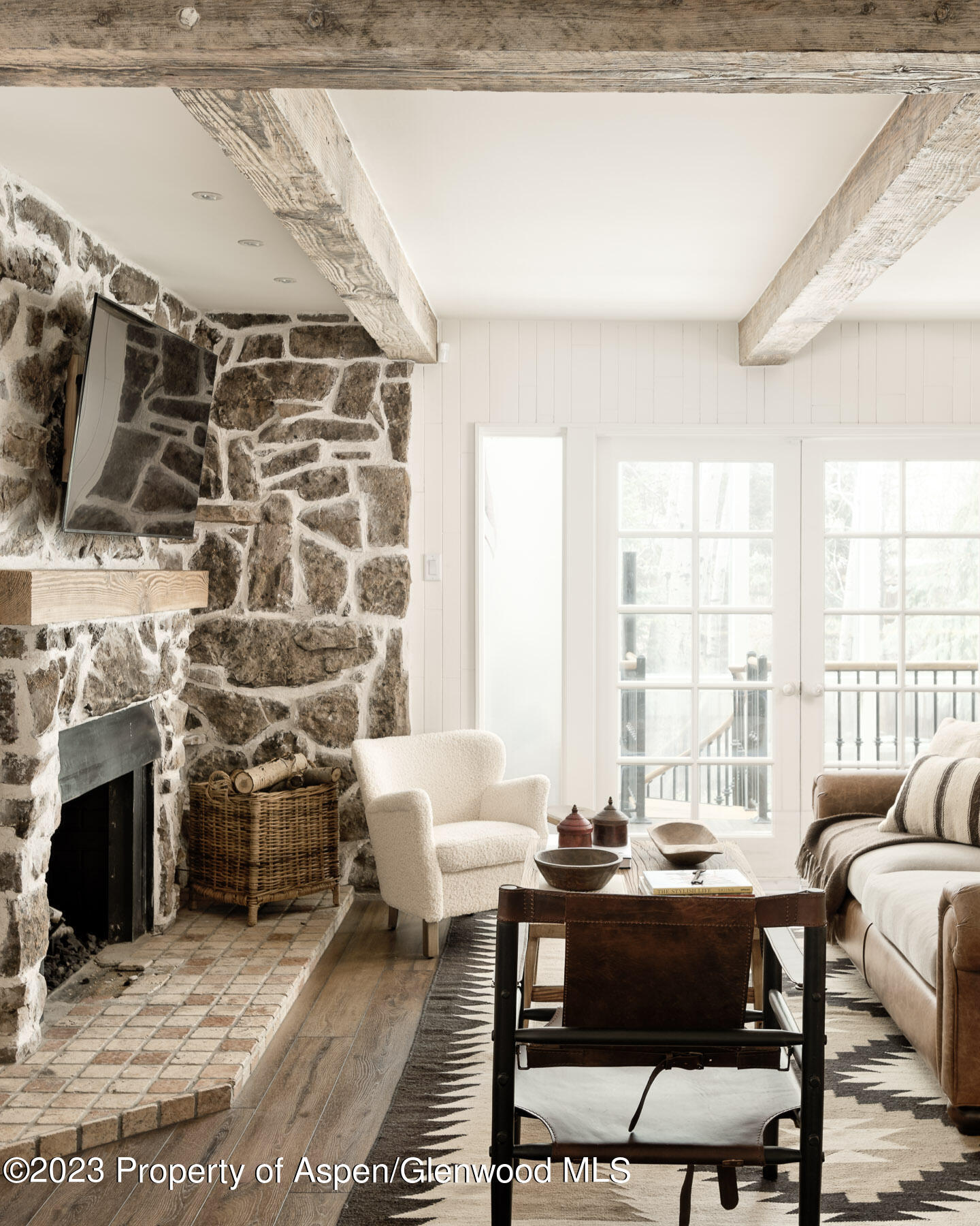 1470 Snowmass Creek Road Property Photo 10